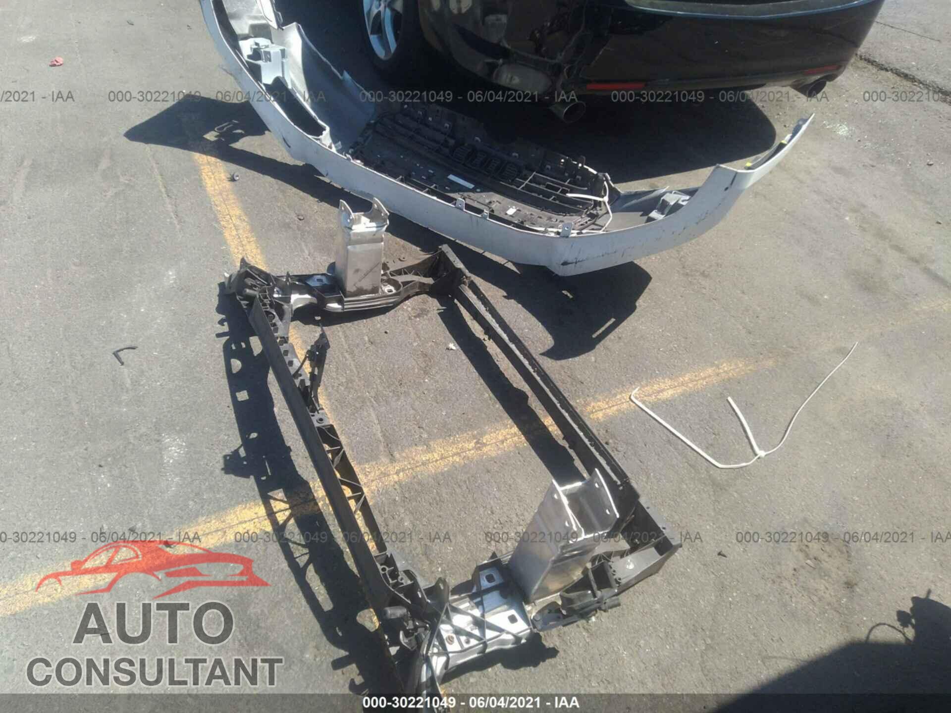 AUDI A4 2017 - WAUDNAF48HN043452