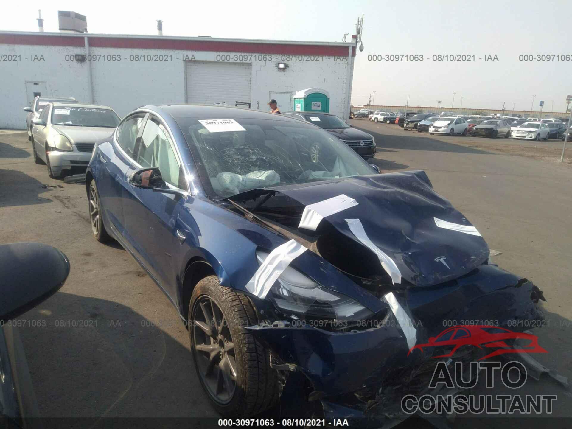 TESLA MODEL 3 2019 - 5YJ3E1EAXKF401002