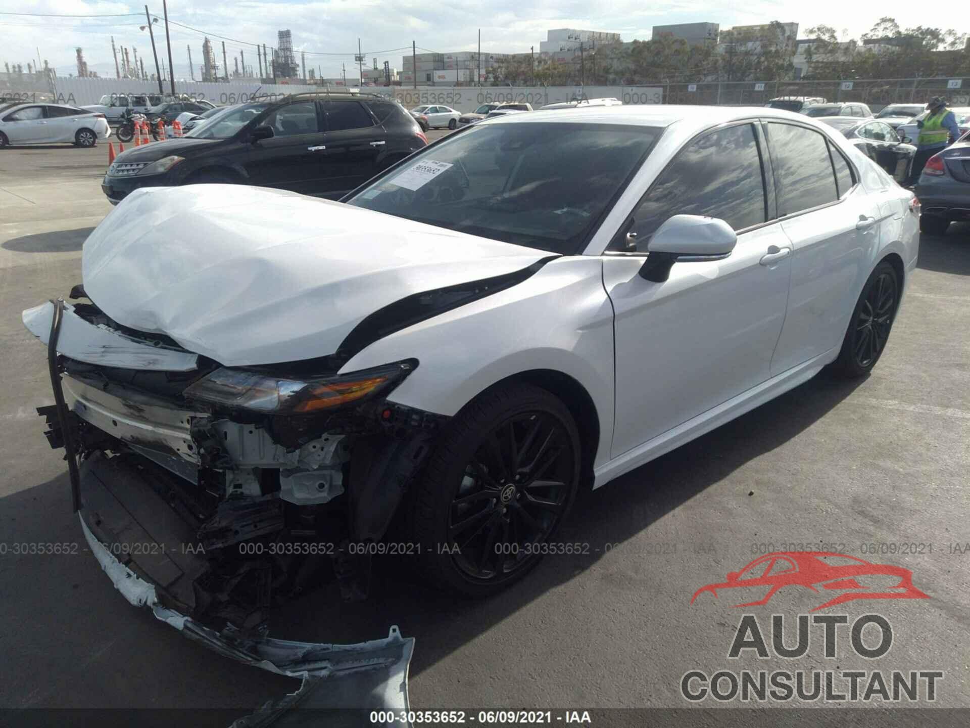TOYOTA CAMRY 2021 - 4T1K61AK7MU421771
