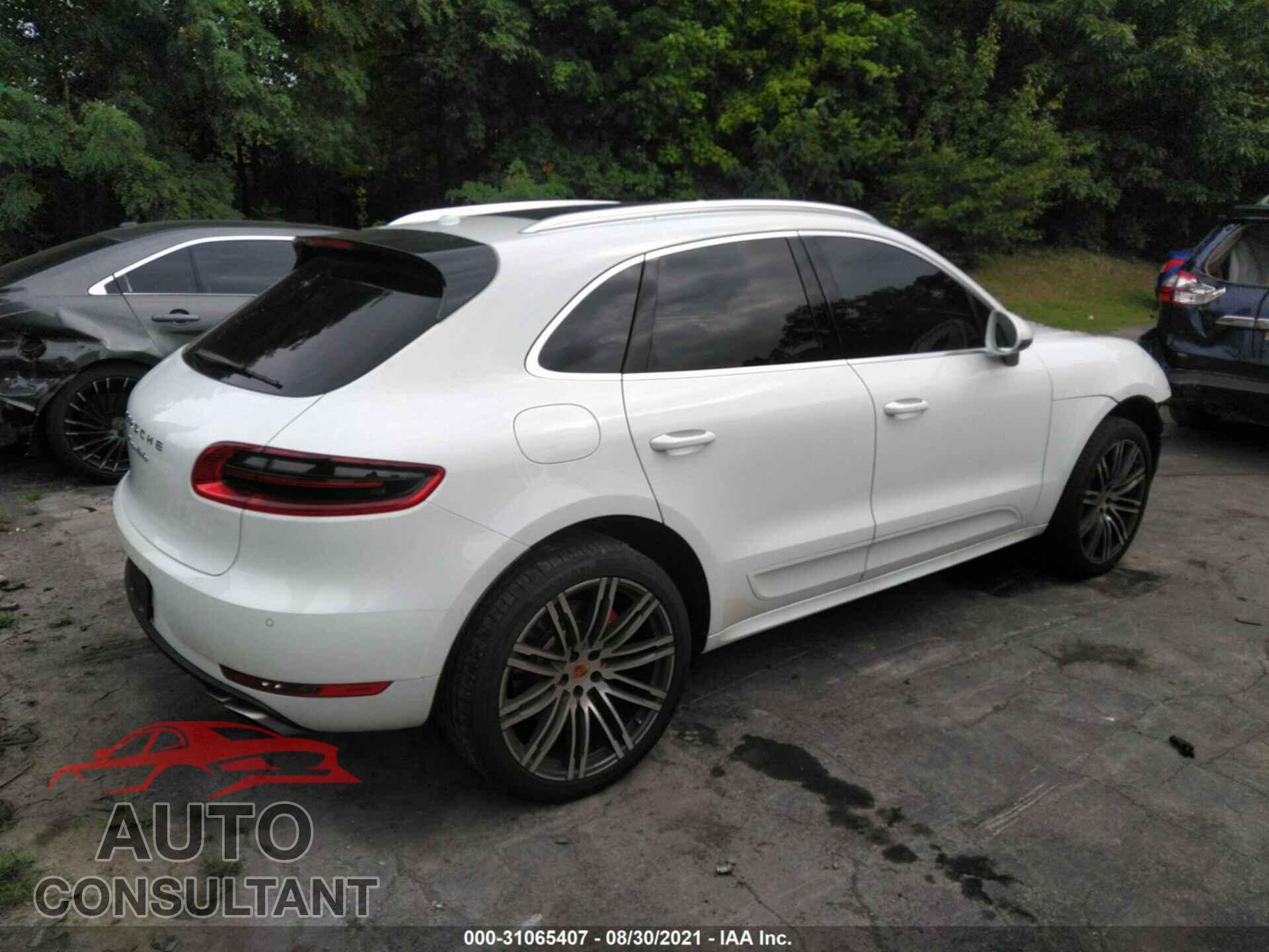 PORSCHE MACAN 2016 - WP1AF2A58GLB90095