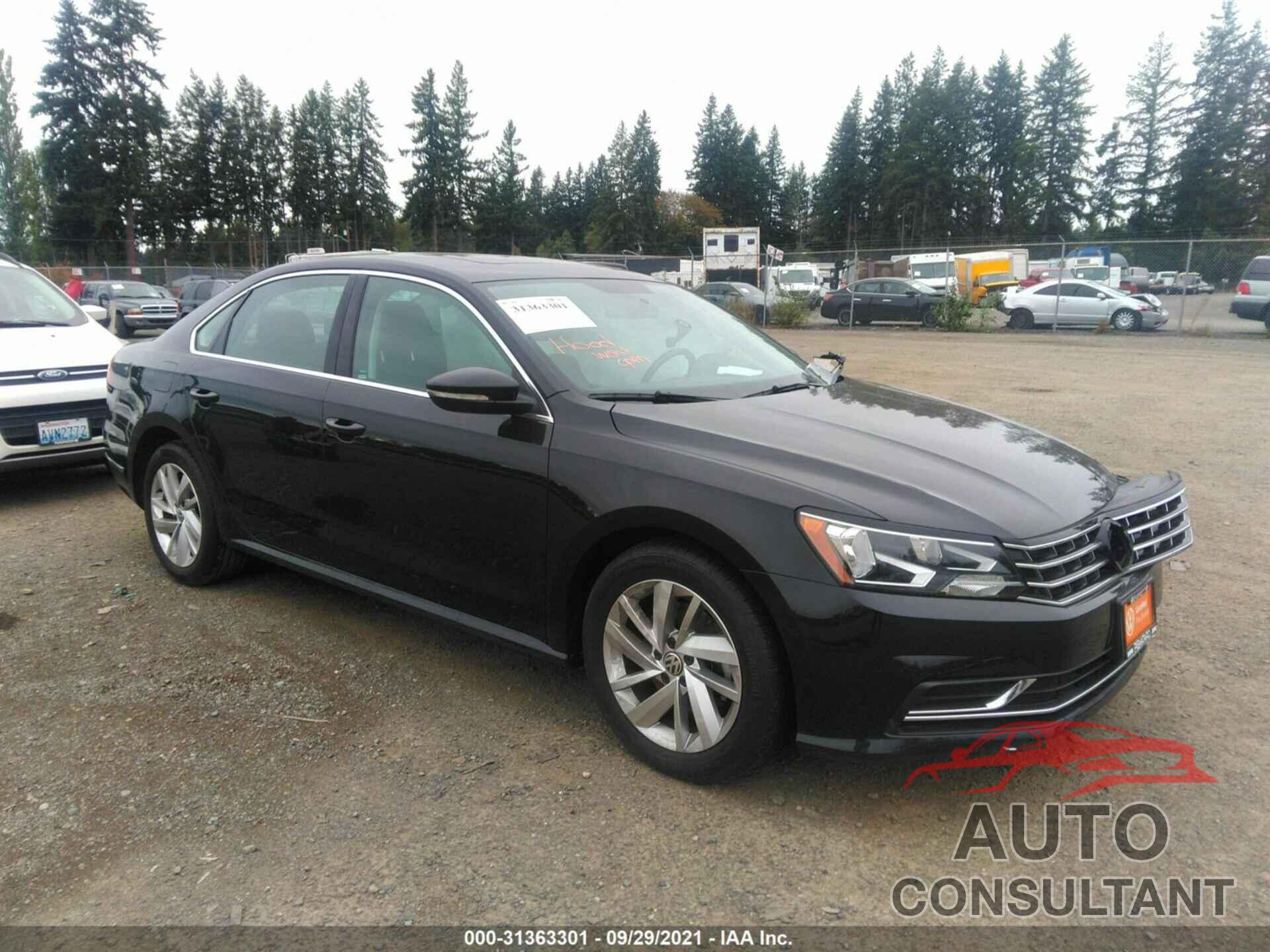 VOLKSWAGEN PASSAT 2018 - 1VWBA7A39JC023605