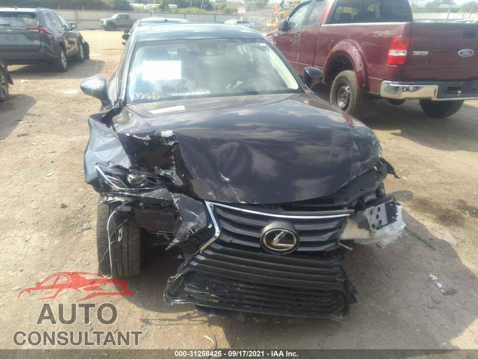 LEXUS IS 2017 - JTHCM1D24H5016329