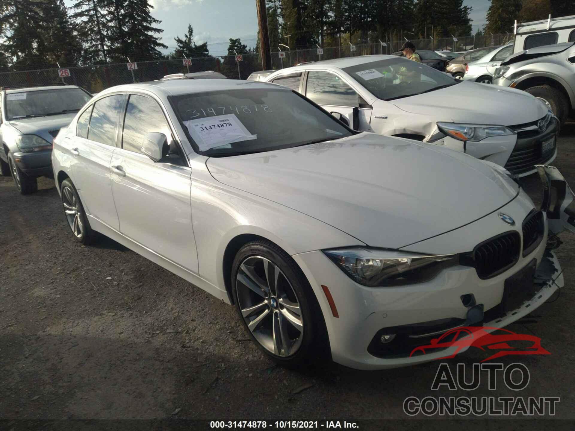 BMW 3 SERIES 2017 - WBA8B9G58HNU09202
