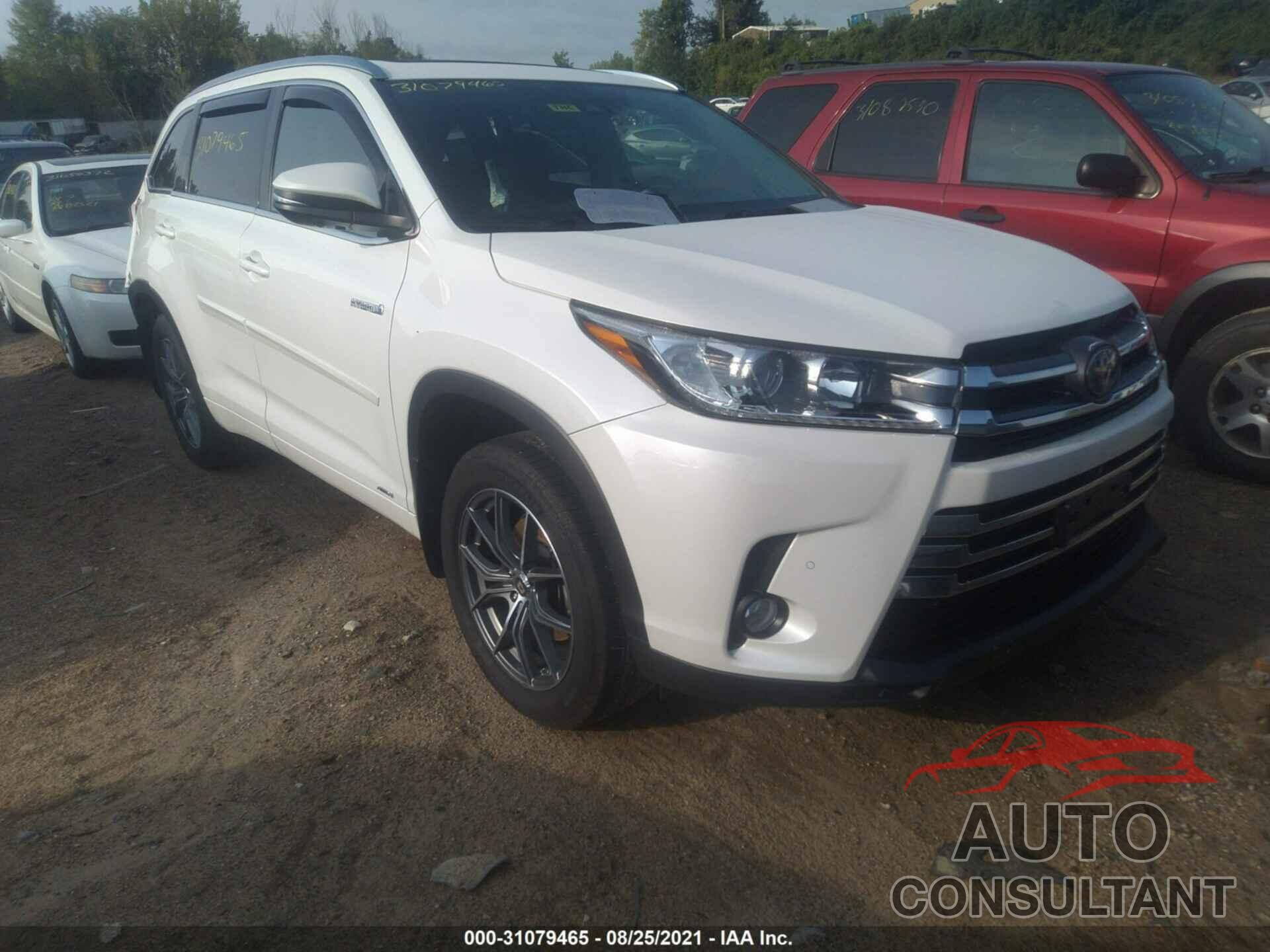 TOYOTA HIGHLANDER 2018 - 5TDDGRFH2JS041775
