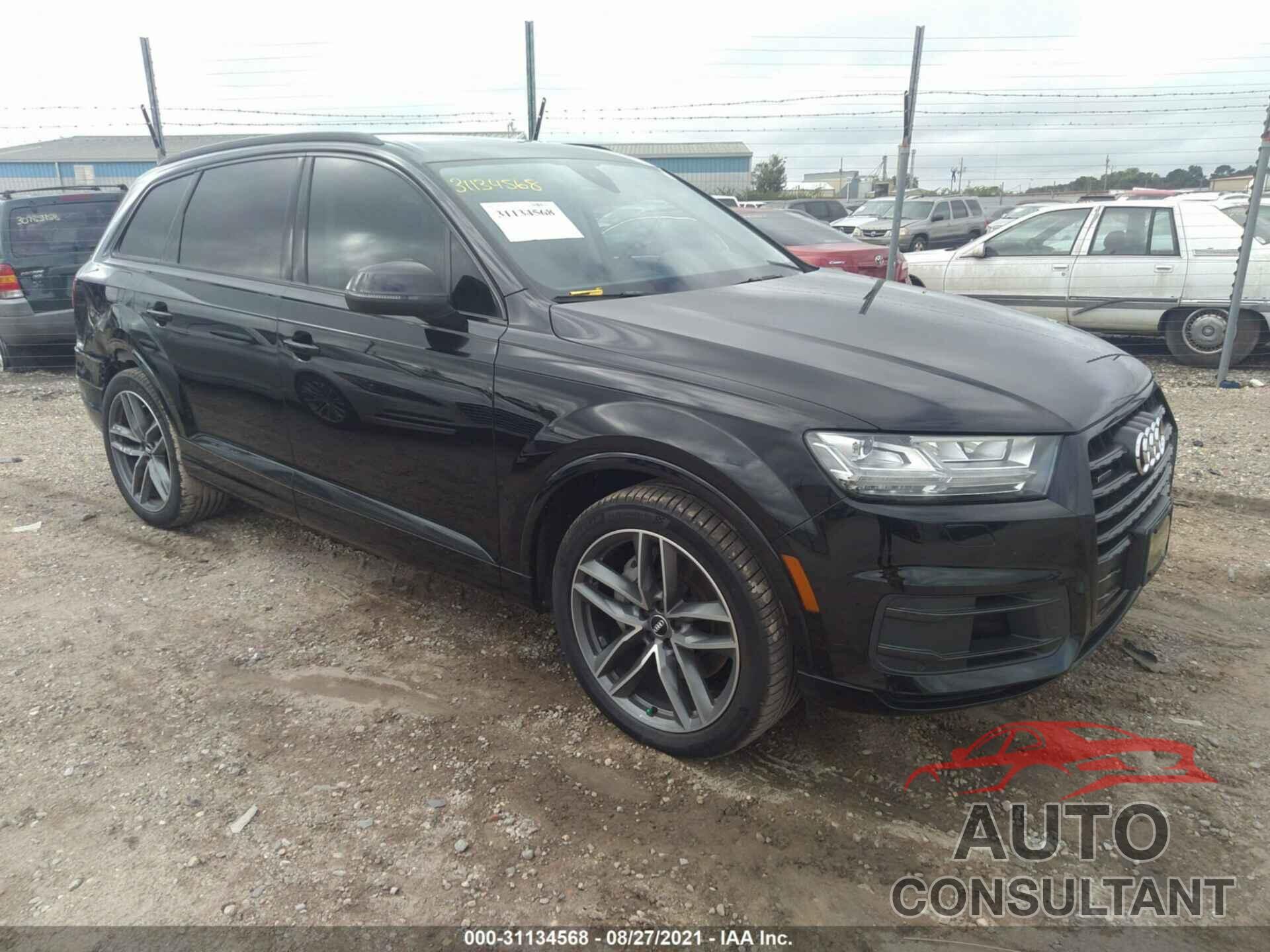 AUDI Q7 2018 - WA1VAAF79JD030843