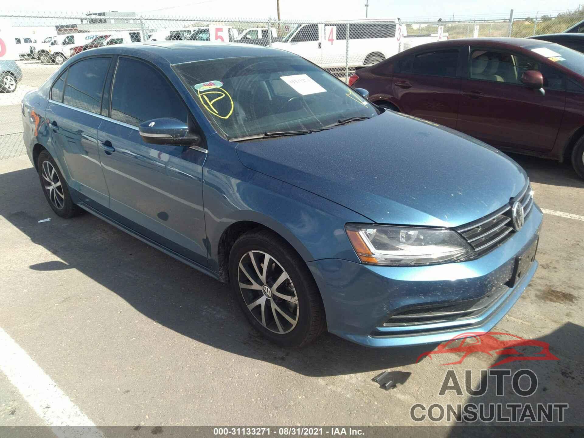 VOLKSWAGEN JETTA 2018 - 3VWDB7AJ0JM225607
