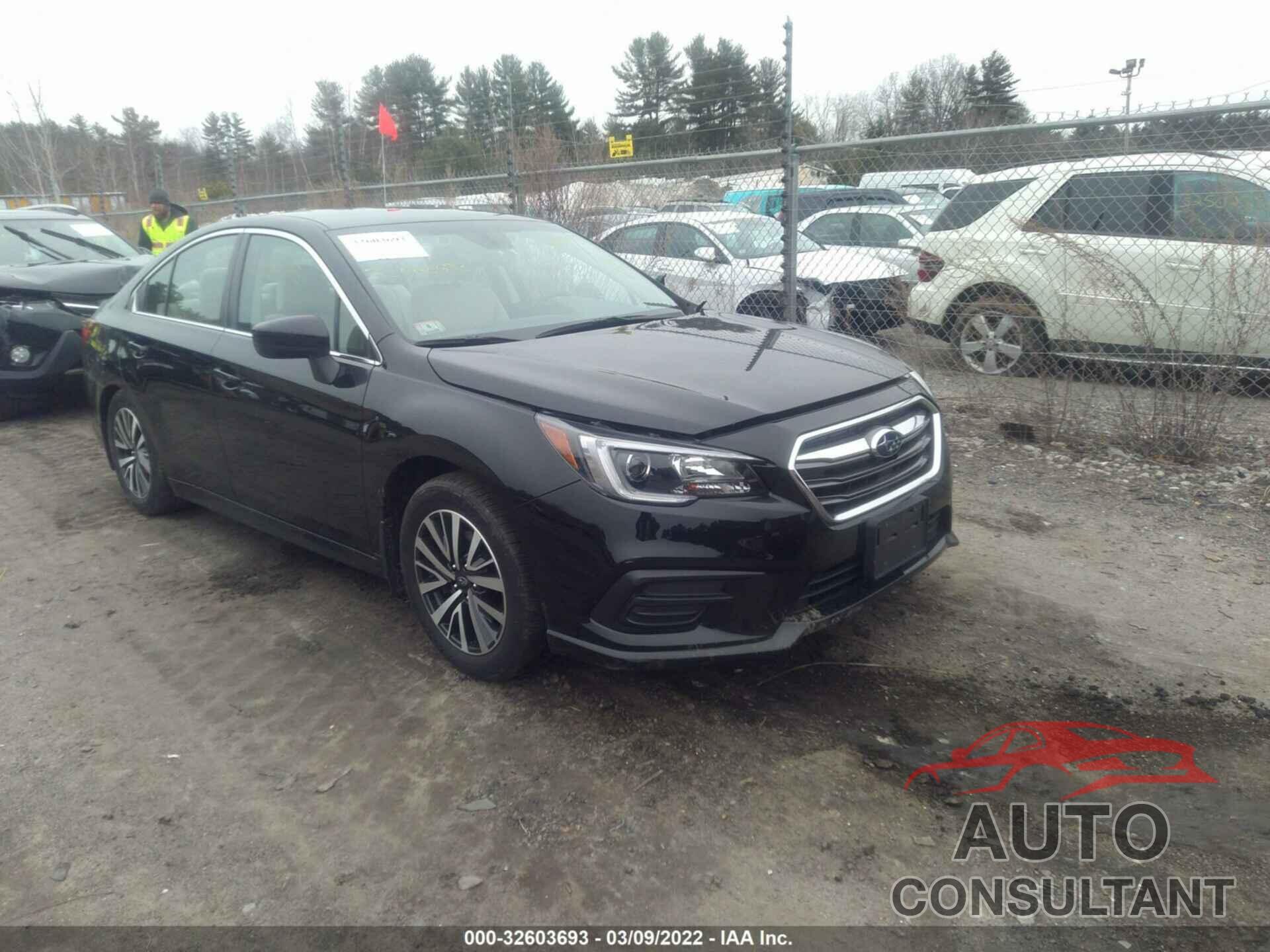 SUBARU LEGACY 2019 - 4S3BNAF63K3003665