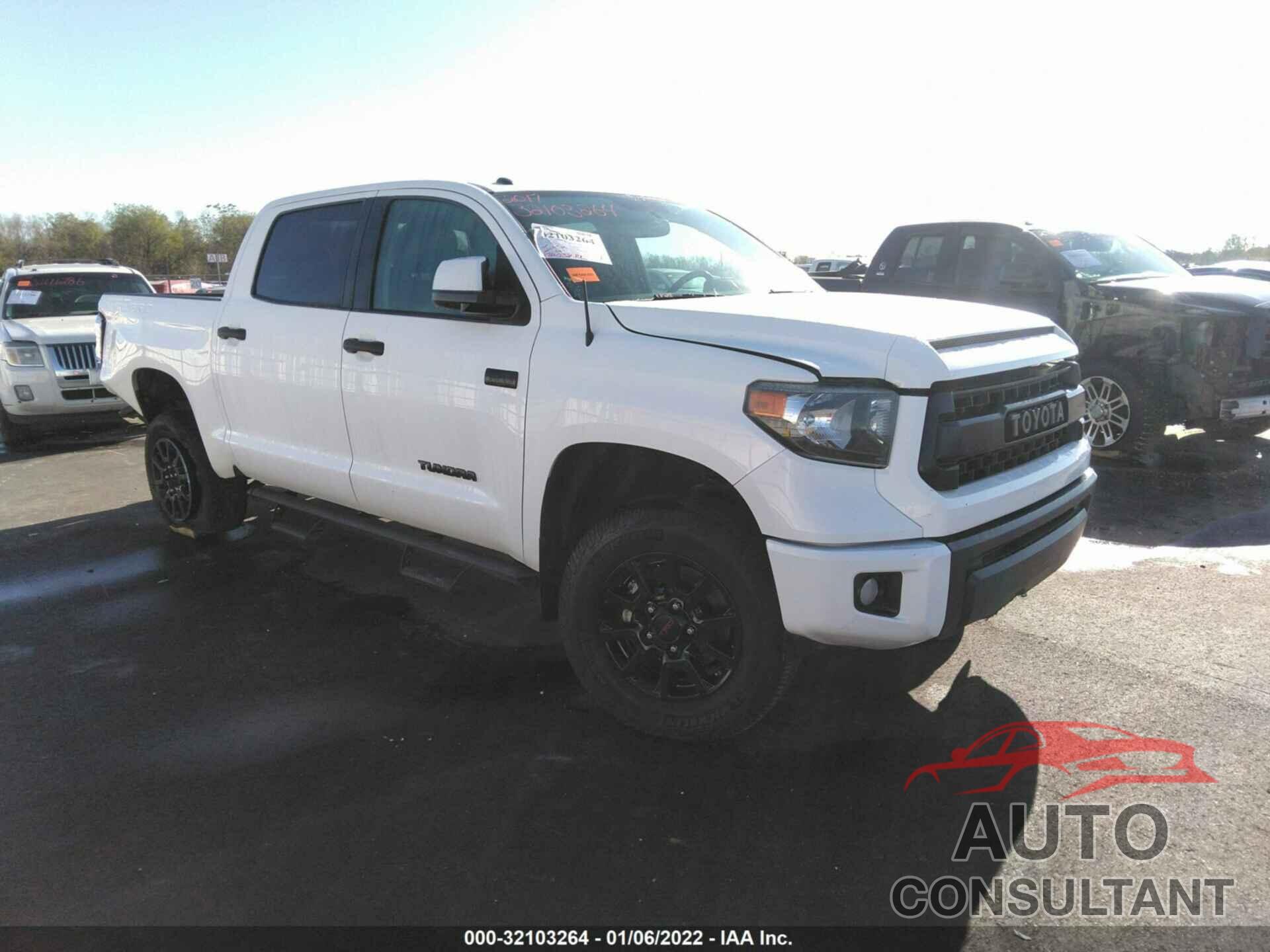 TOYOTA TUNDRA 4WD 2017 - 5TFDW5F15HX636302