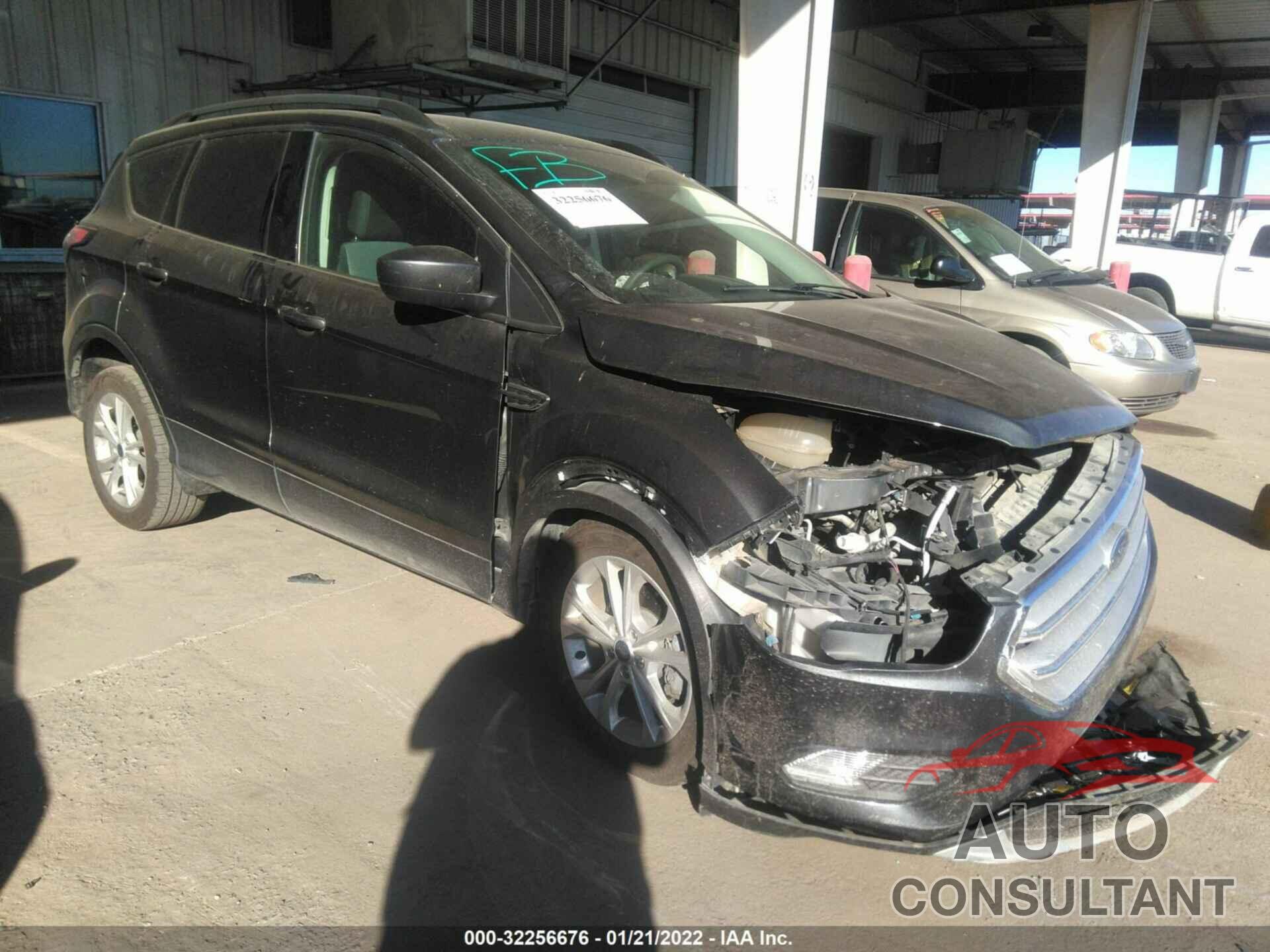 FORD ESCAPE 2018 - 1FMCU0GD6JUD59062