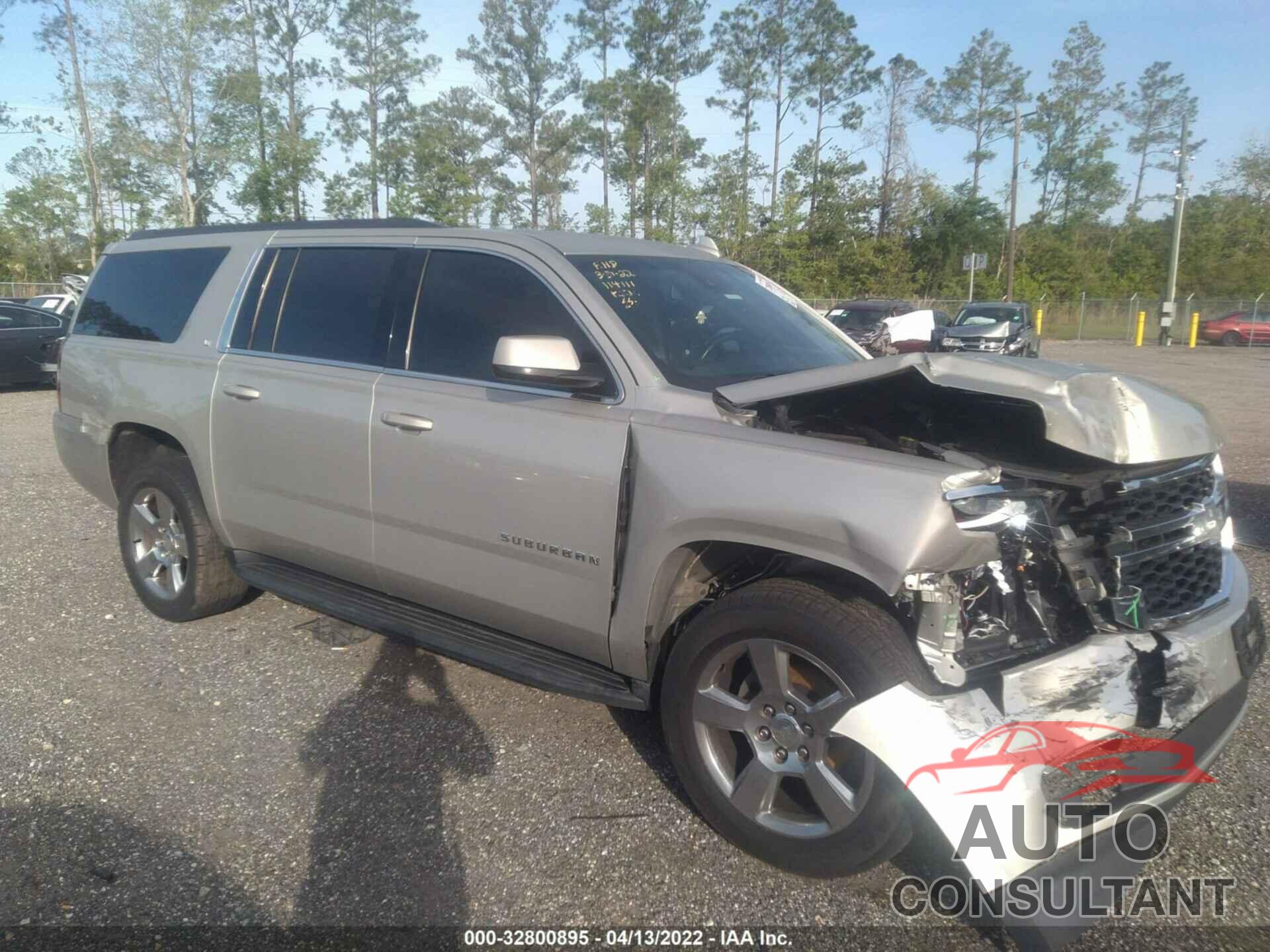 CHEVROLET SUBURBAN 2016 - 1GNSCHKC1GR118657