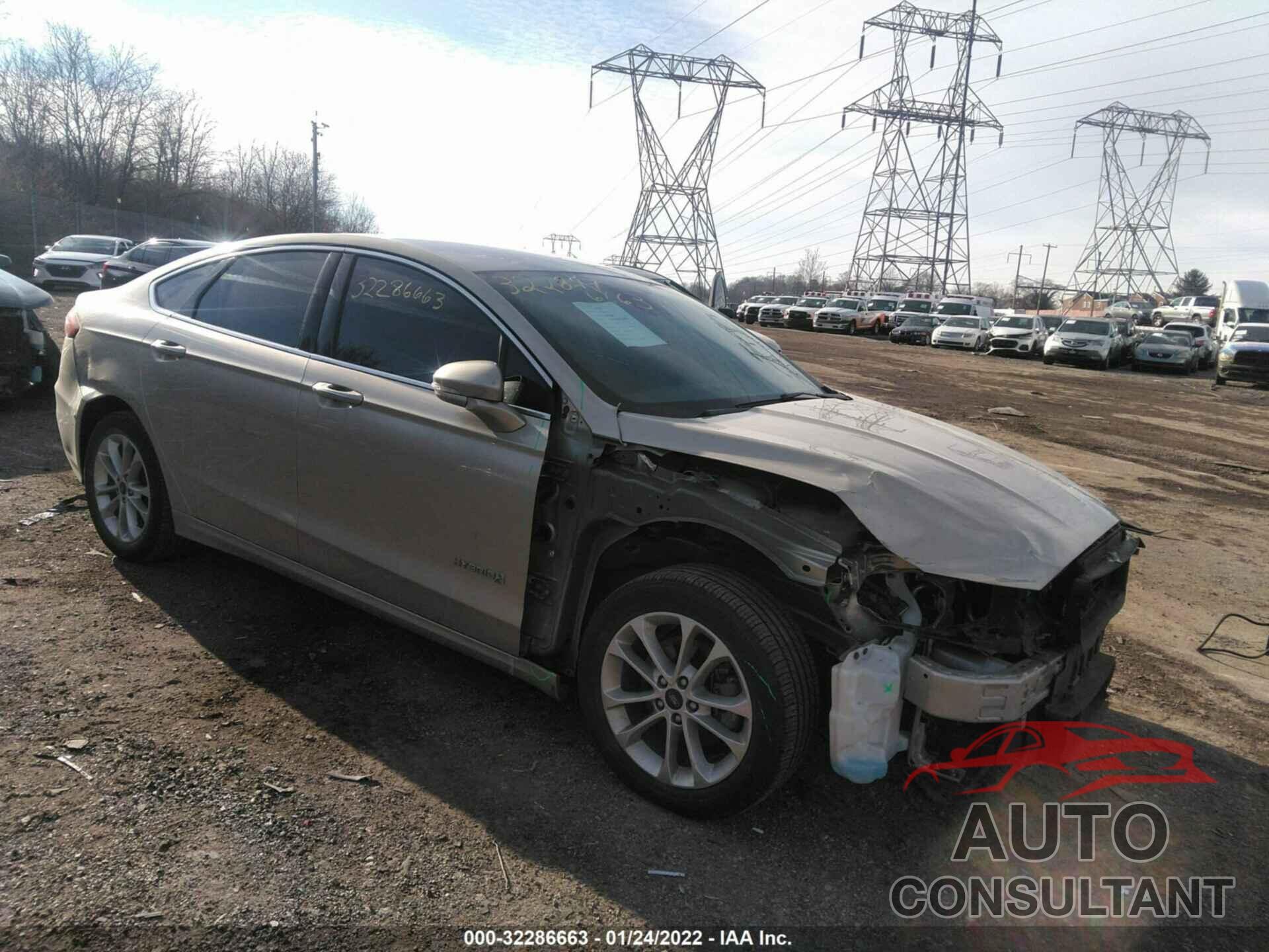 FORD FUSION HYBRID 2019 - 3FA6P0MU1KR256031