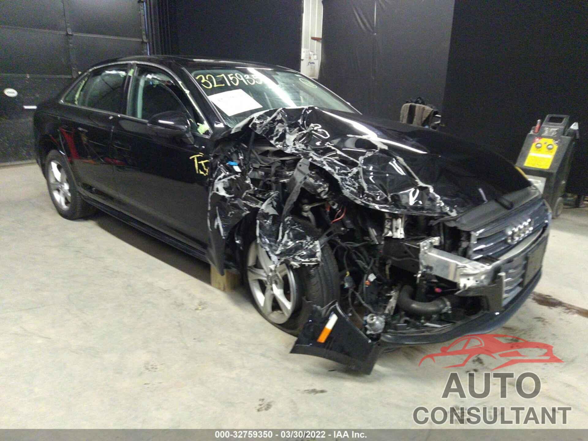 AUDI A4 2019 - WAUDNAF47KA030559