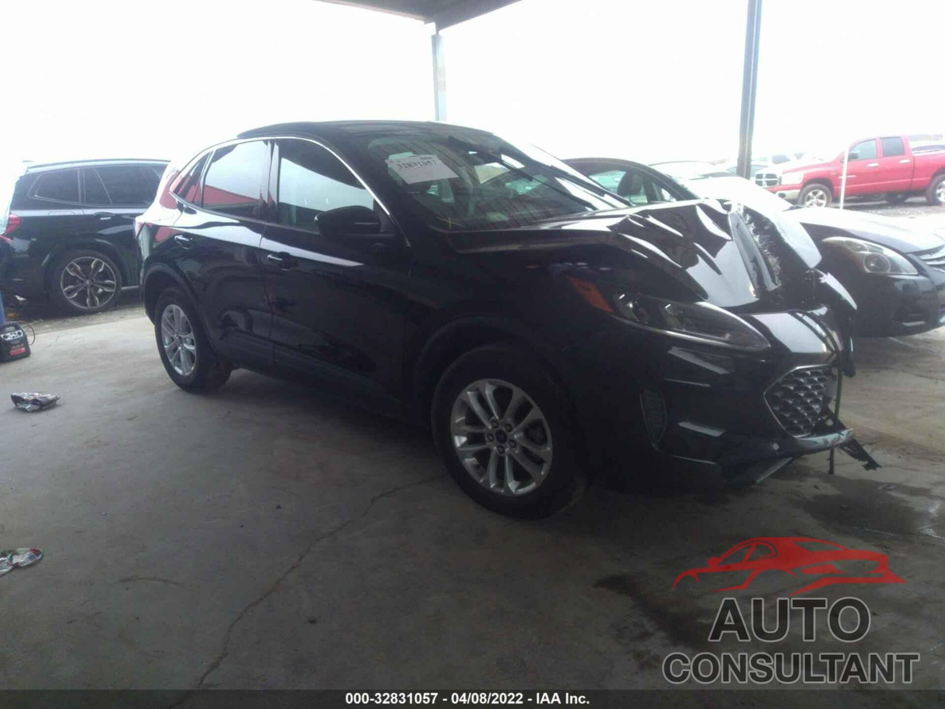 FORD ESCAPE 2021 - 1FMCU0BZ6MUA69251