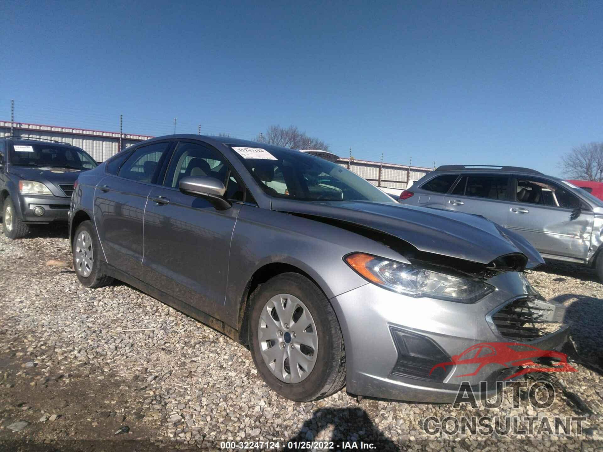 FORD FUSION 2020 - 3FA6P0G74LR225721