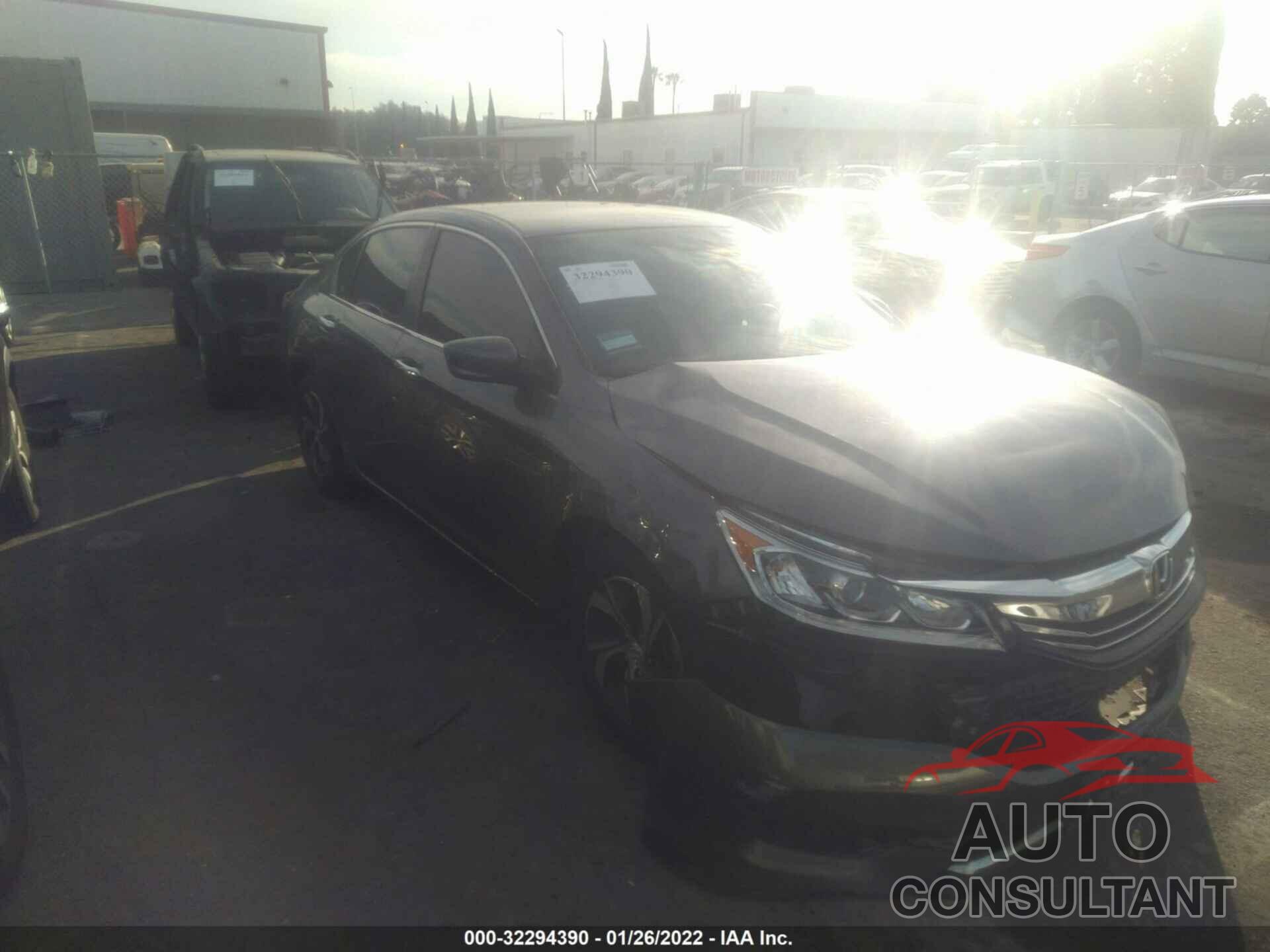 HONDA ACCORD SEDAN 2017 - 1HGCR2F37HA298232