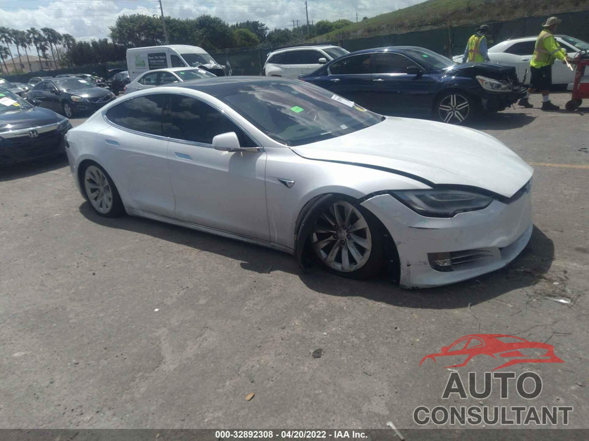 TESLA MODEL S 2019 - 5YJSA1E21KF306067