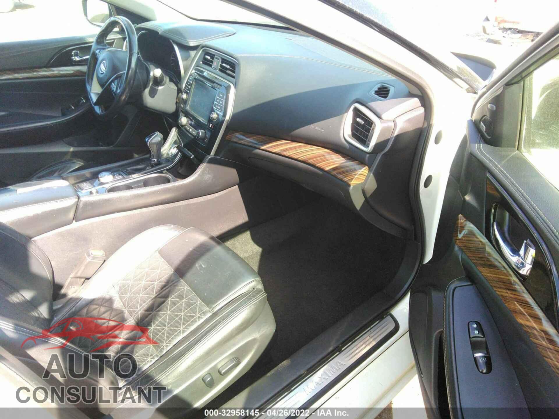 NISSAN MAXIMA 2017 - 1N4AA6AP3HC366809