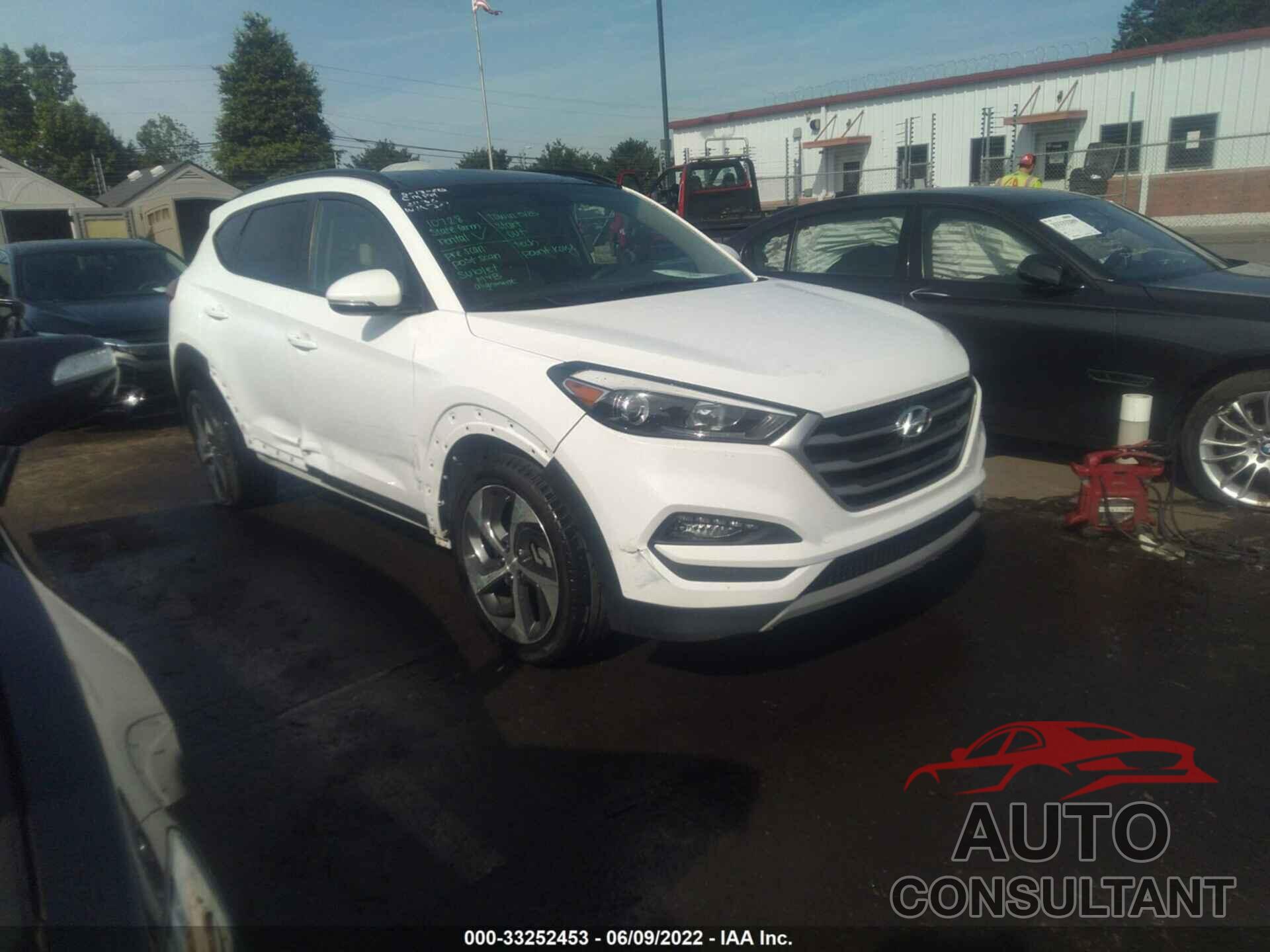HYUNDAI TUCSON 2017 - KM8J33A25HU572436