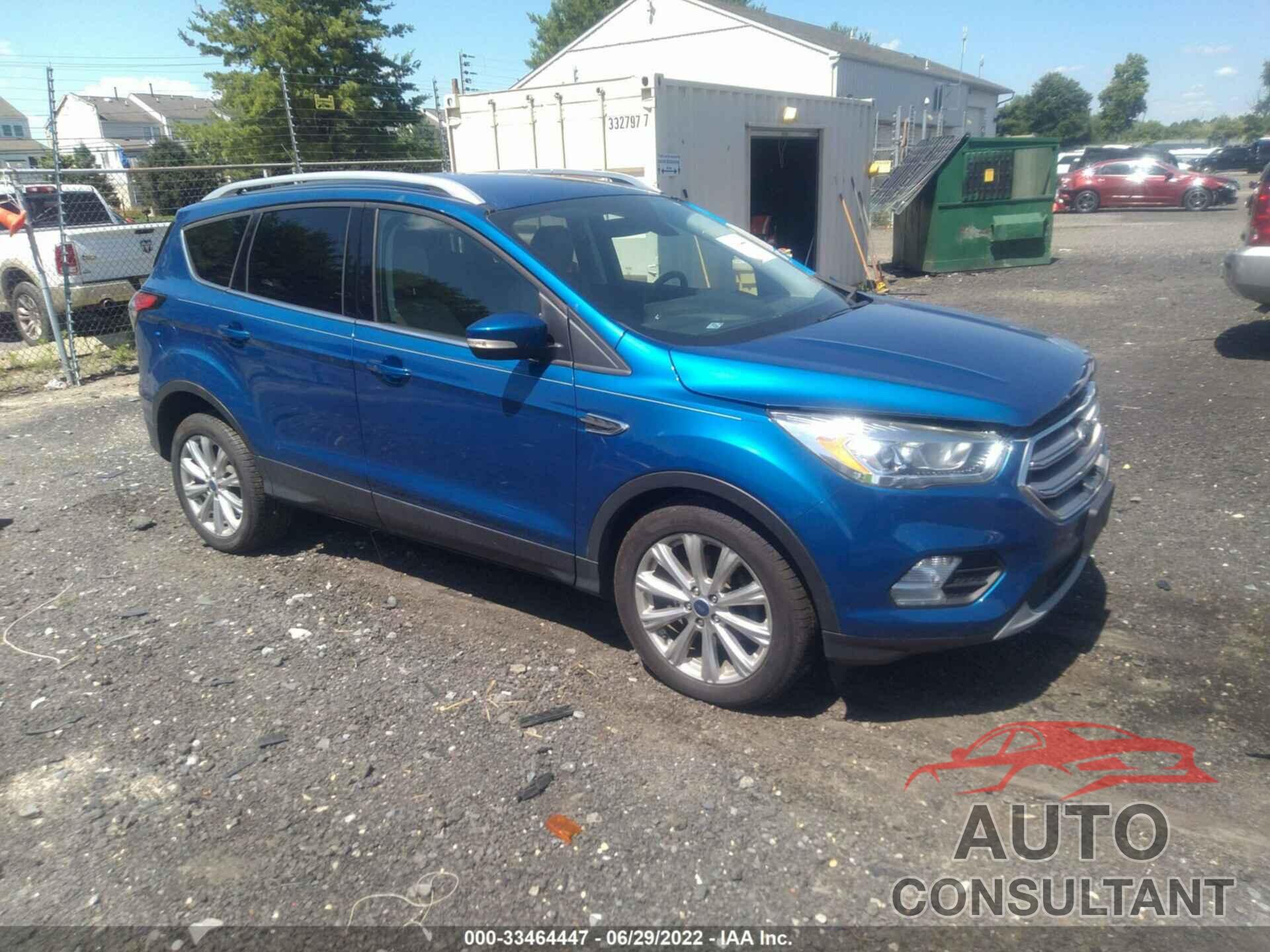 FORD ESCAPE 2017 - 1FMCU0JD2HUD03350