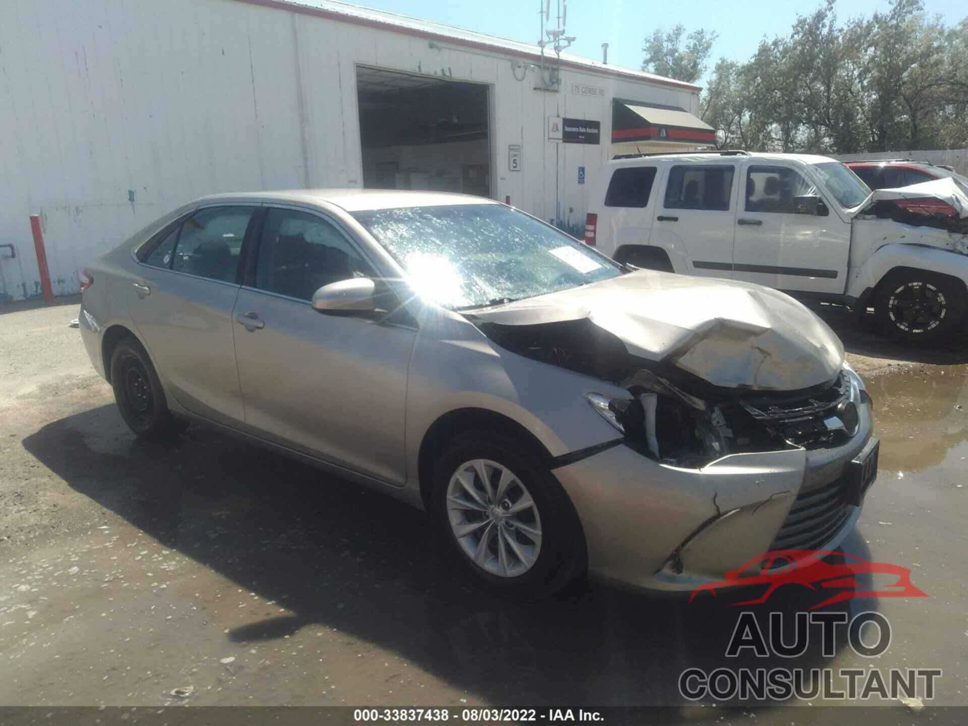 TOYOTA CAMRY 2016 - 4T4BF1FK8GR532073