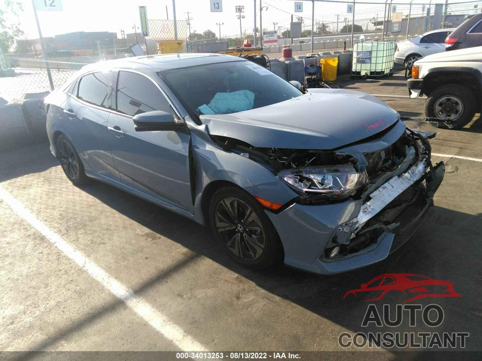 HONDA CIVIC HATCHBACK 2017 - SHHFK7H56HU415817