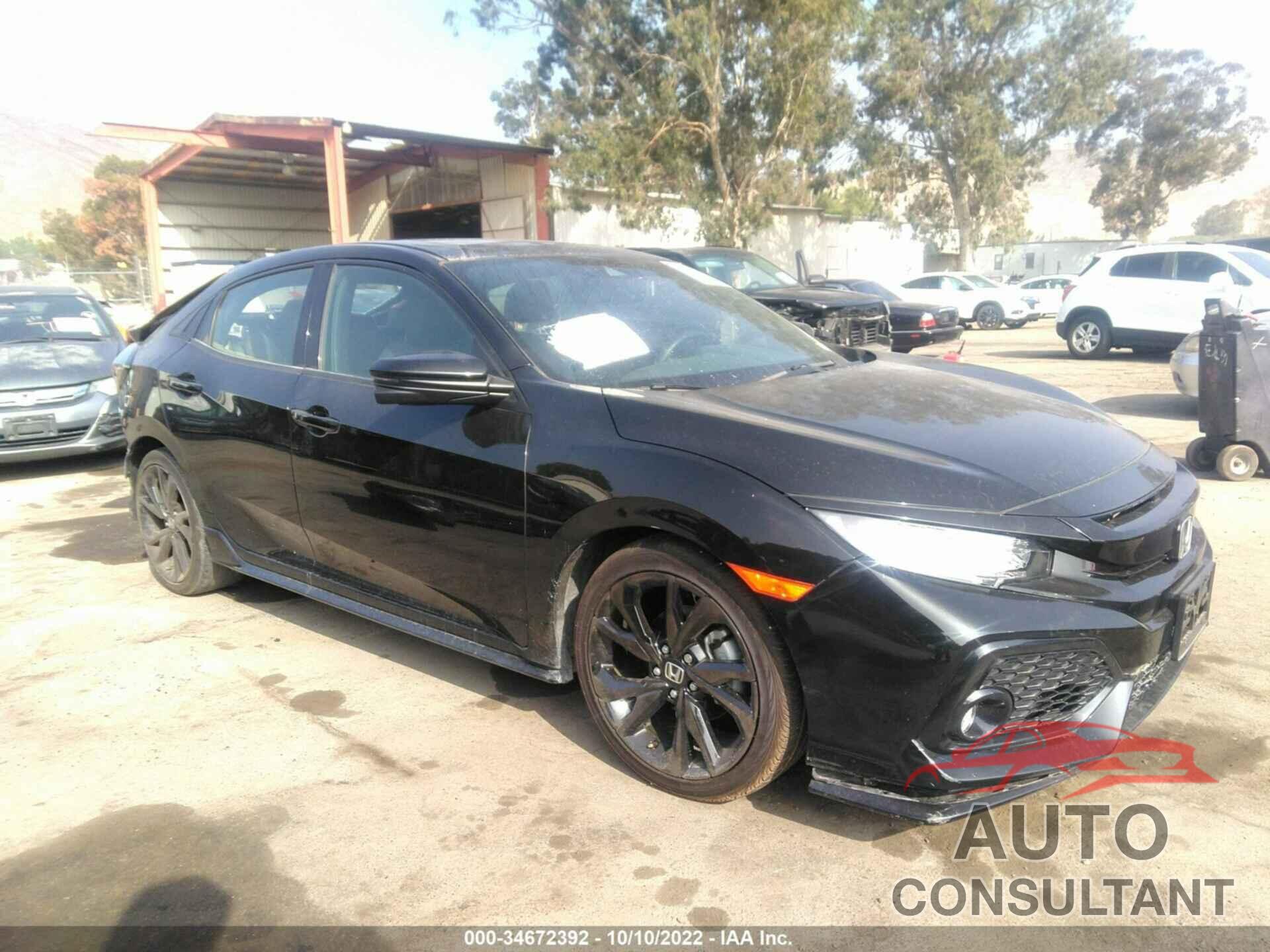HONDA CIVIC HATCHBACK 2018 - SHHFK7H95JU426302