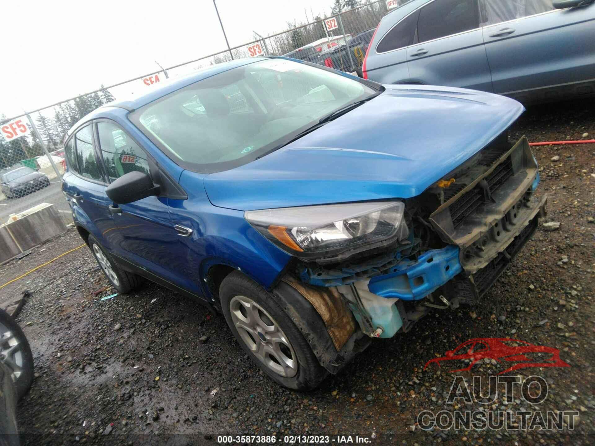 FORD ESCAPE 2018 - 1FMCU0F71JUA31849