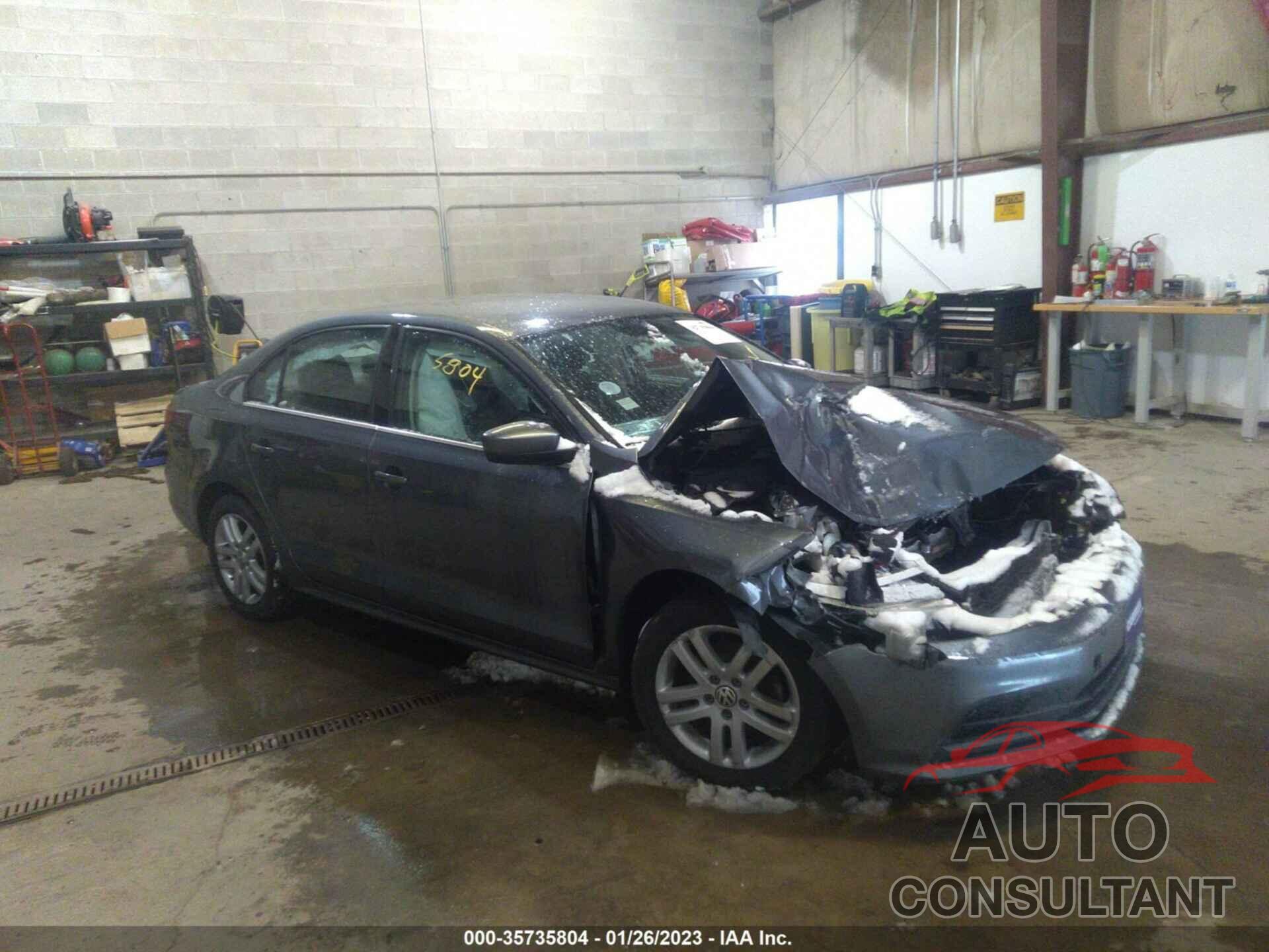 VOLKSWAGEN JETTA 2017 - 3VW2B7AJ3HM238904