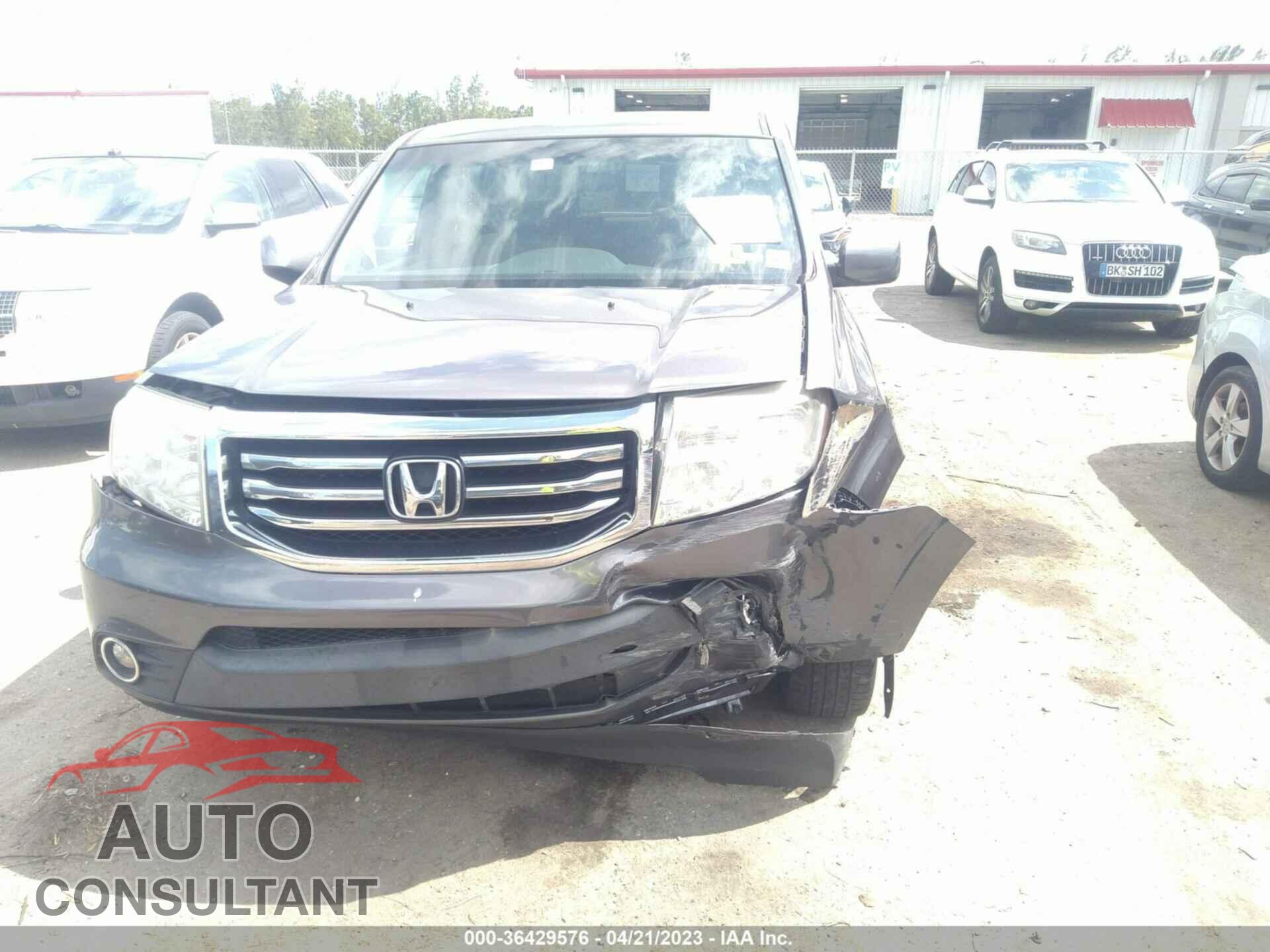 HONDA PILOT 2015 - 5FNYF4H47FB035015