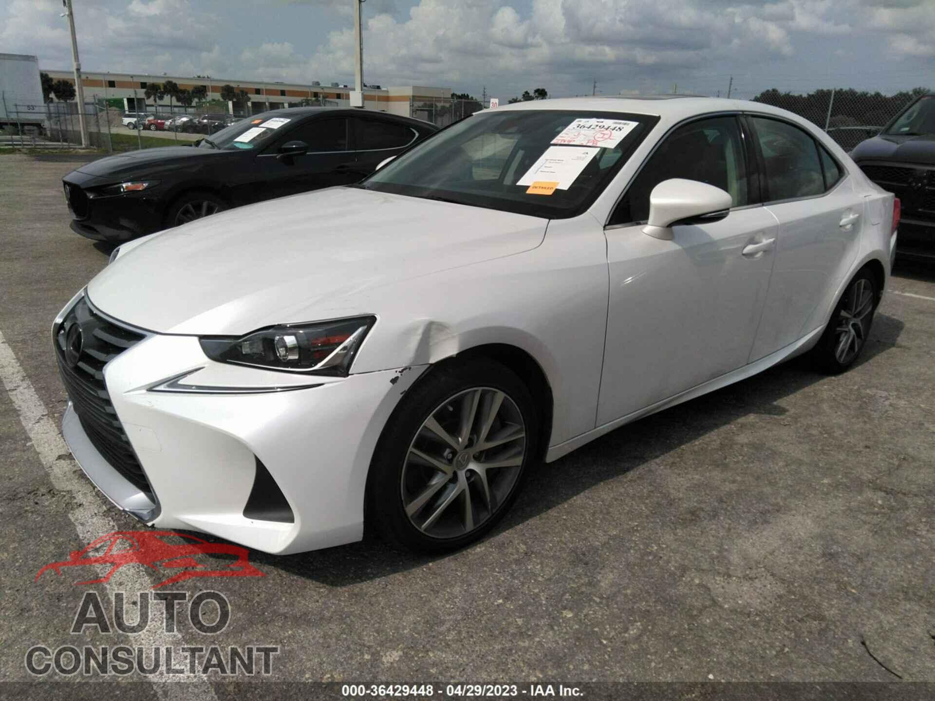 LEXUS IS 2019 - JTHBA1D2XK5096571