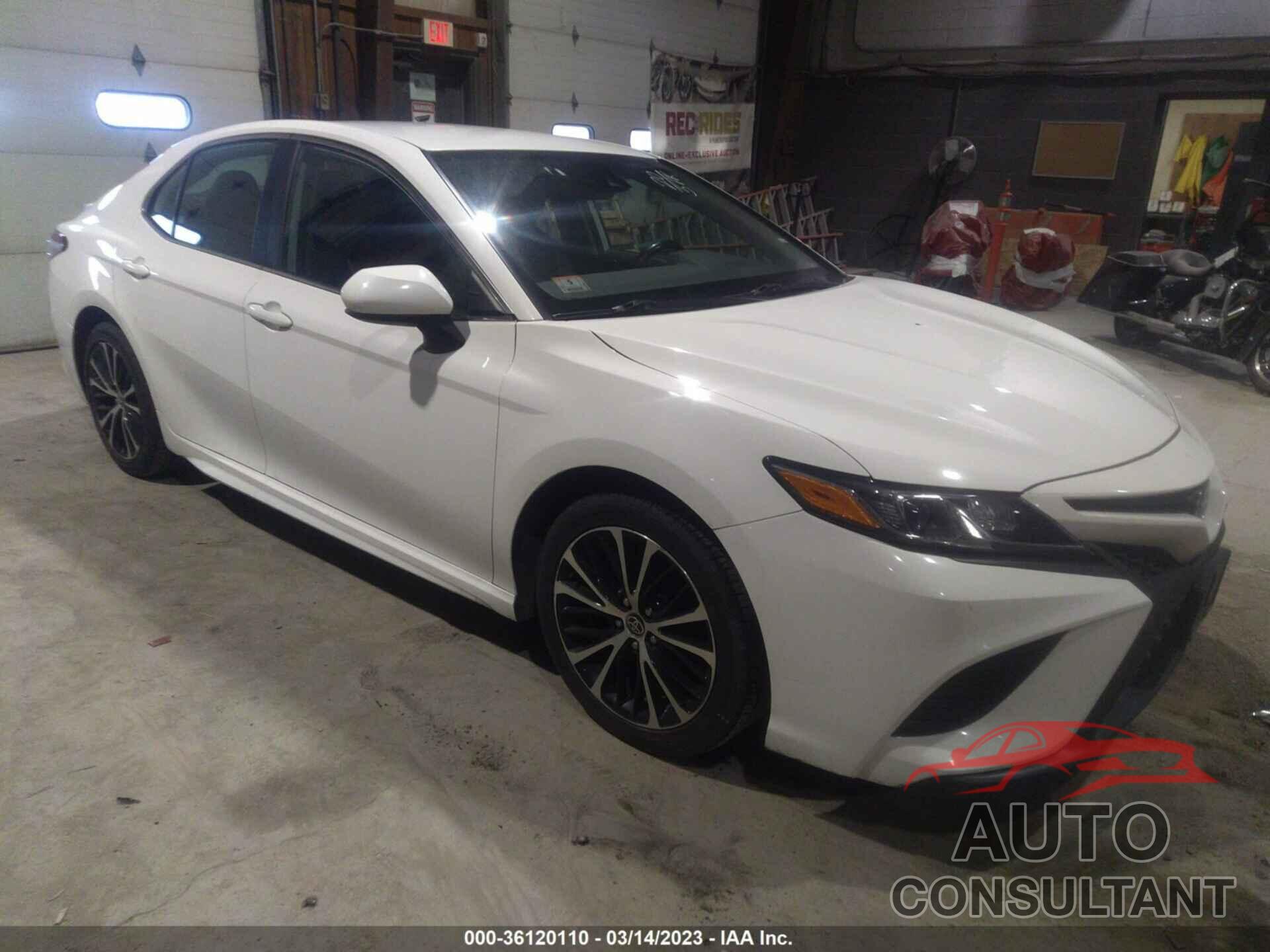 TOYOTA CAMRY 2020 - 4T1G11AK1LU362641