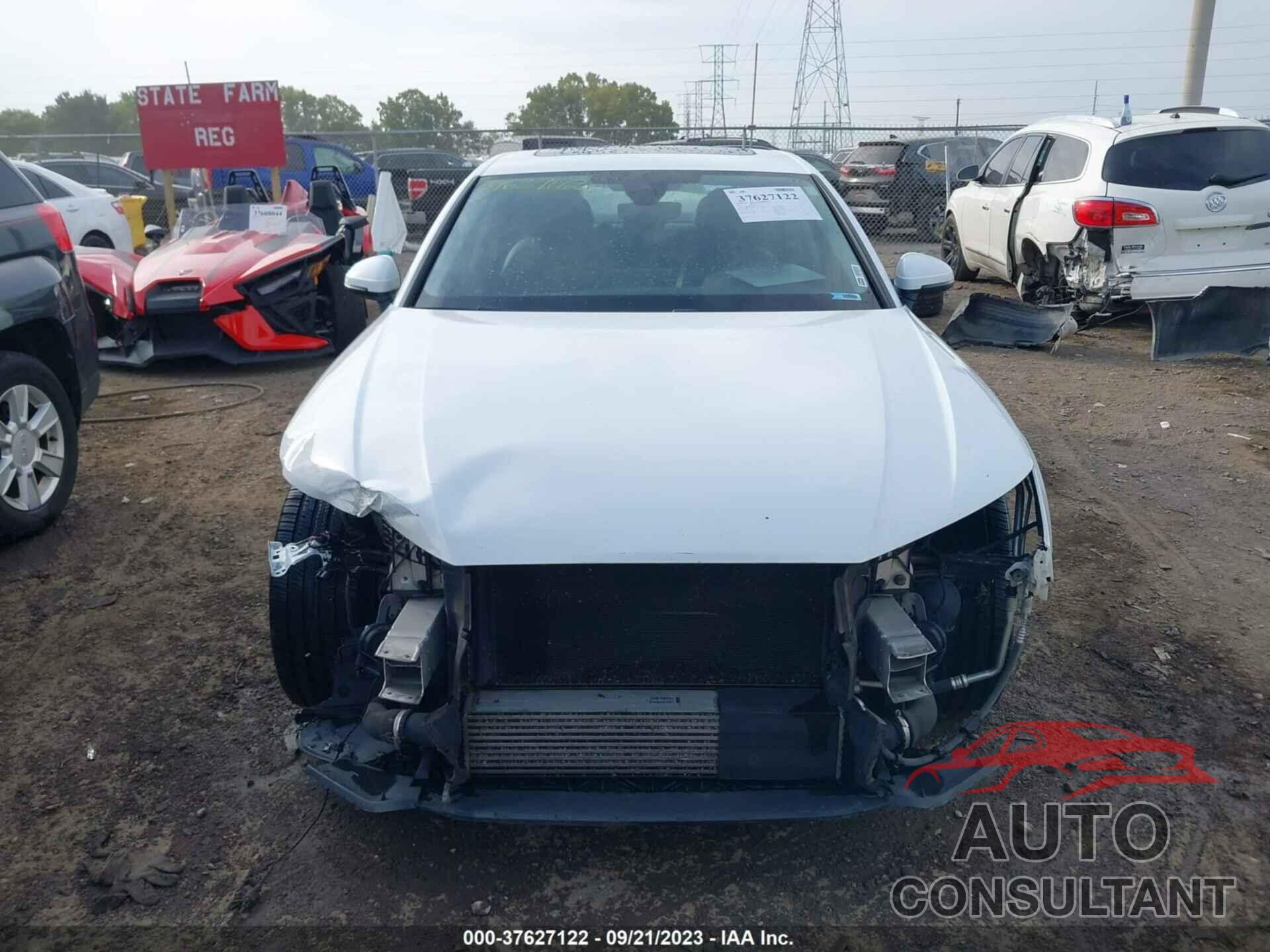 AUDI A4 2017 - WAUDNAF44HN045148
