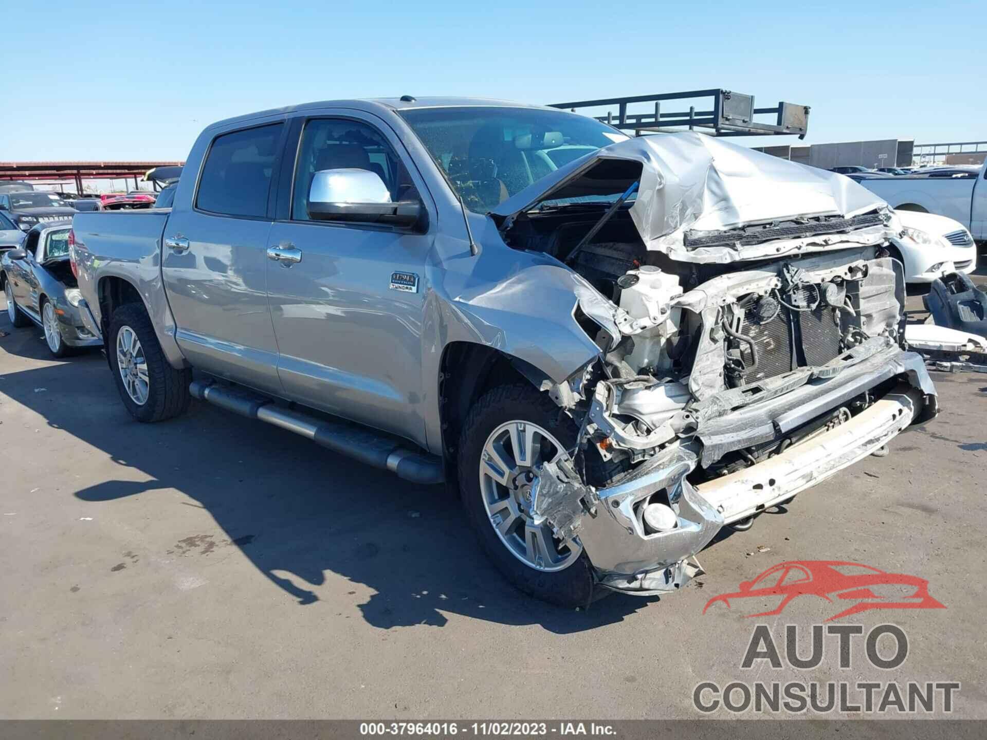 TOYOTA TUNDRA 2016 - 5TFAW5F14GX497572