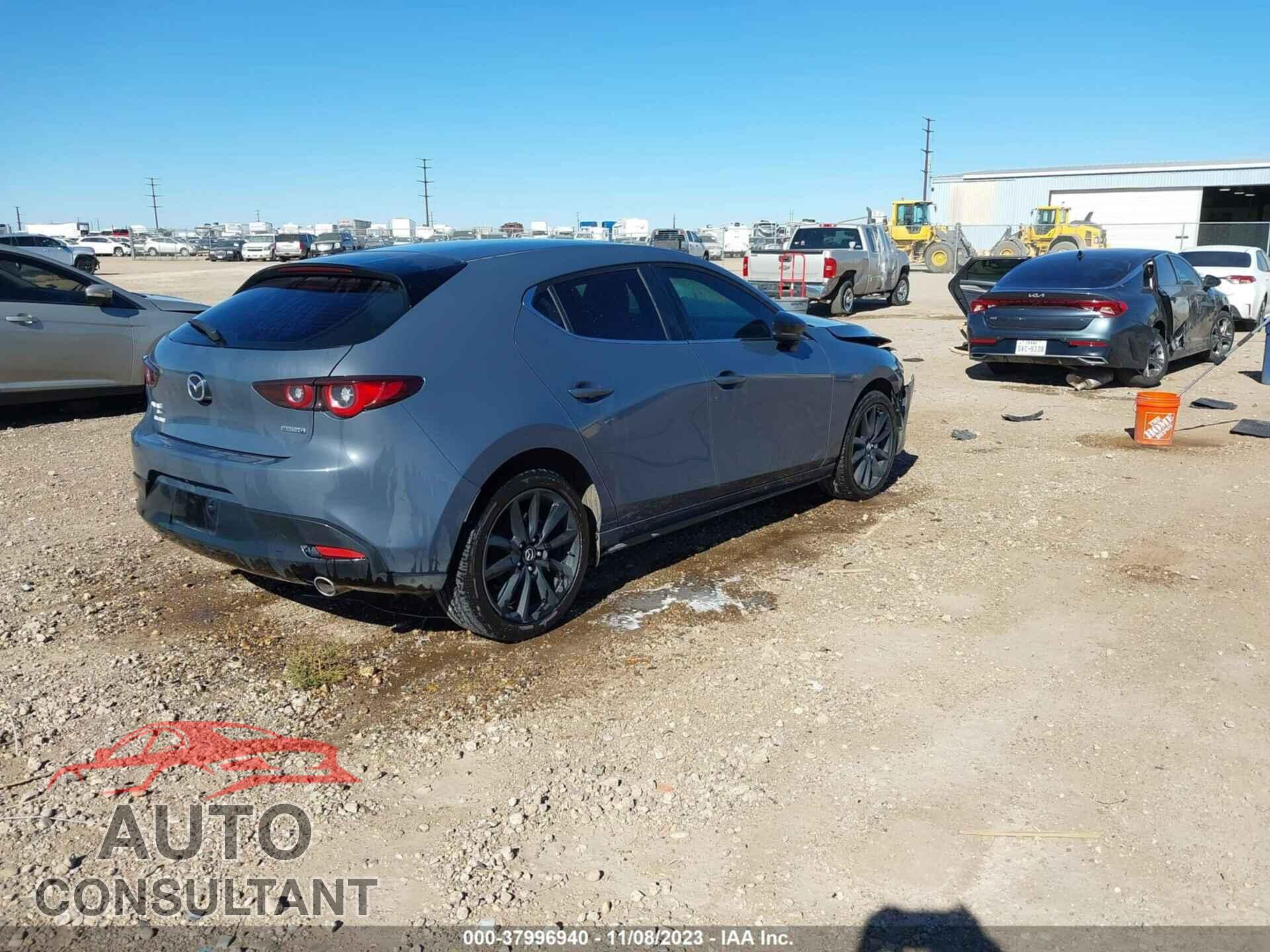 MAZDA MAZDA3 HATCHBACK 2023 - JM1BPBLM5P1608972