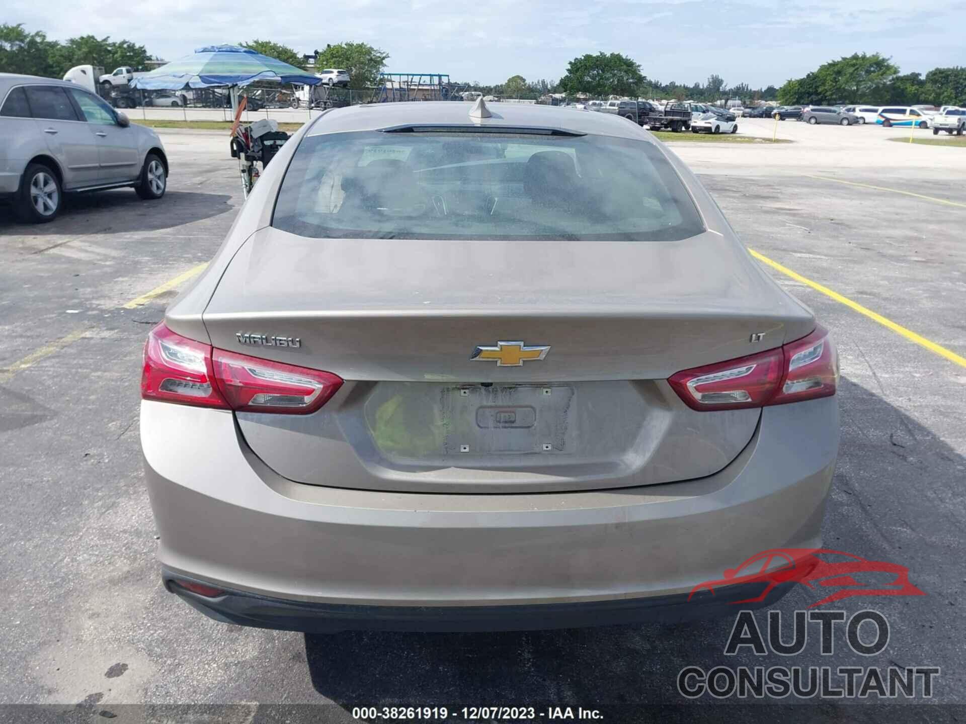 CHEVROLET MALIBU 2022 - 1G1ZD5ST8NF138818