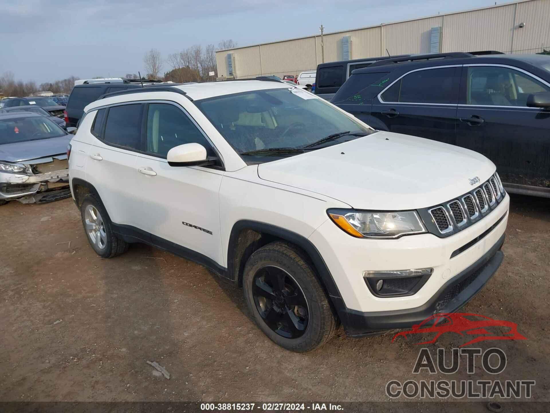 JEEP COMPASS 2018 - 3C4NJDBB4JT345013