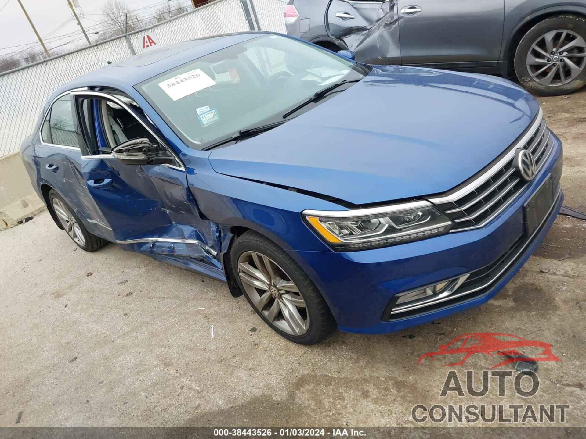VOLKSWAGEN PASSAT 2017 - 1VWGT7A30HC045387