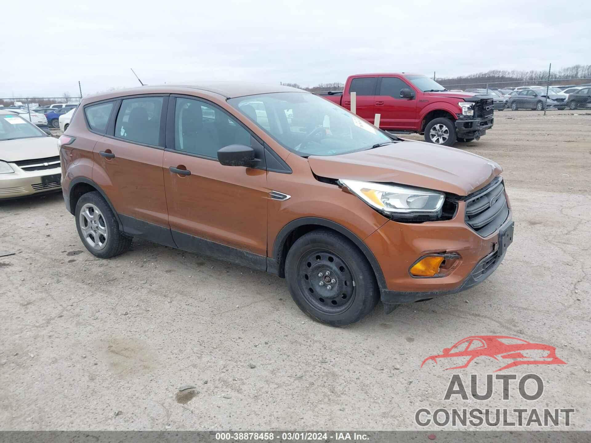 FORD ESCAPE 2017 - 1FMCU0F7XHUA16079