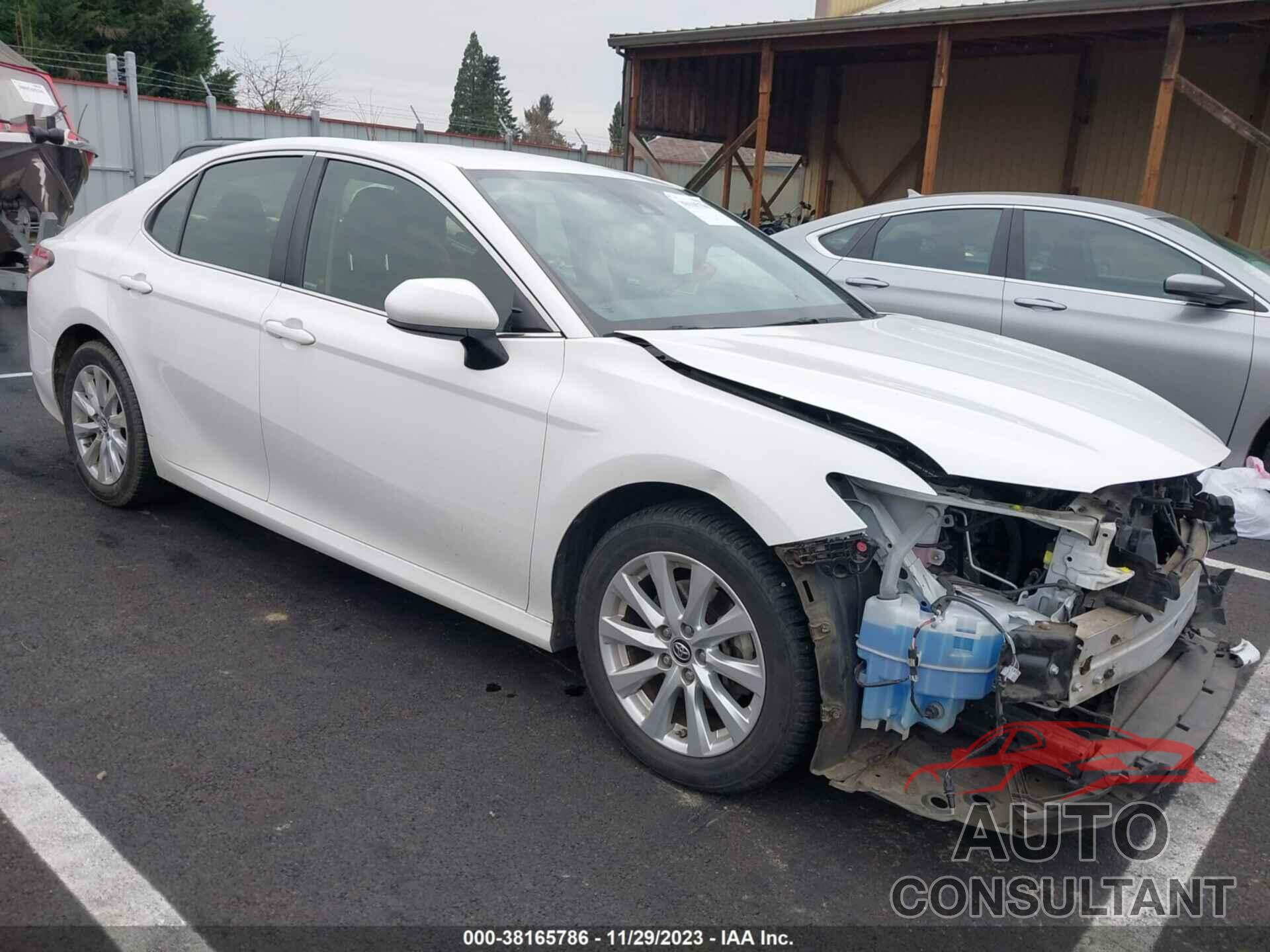 TOYOTA CAMRY 2018 - JTNB11HK8J3046334