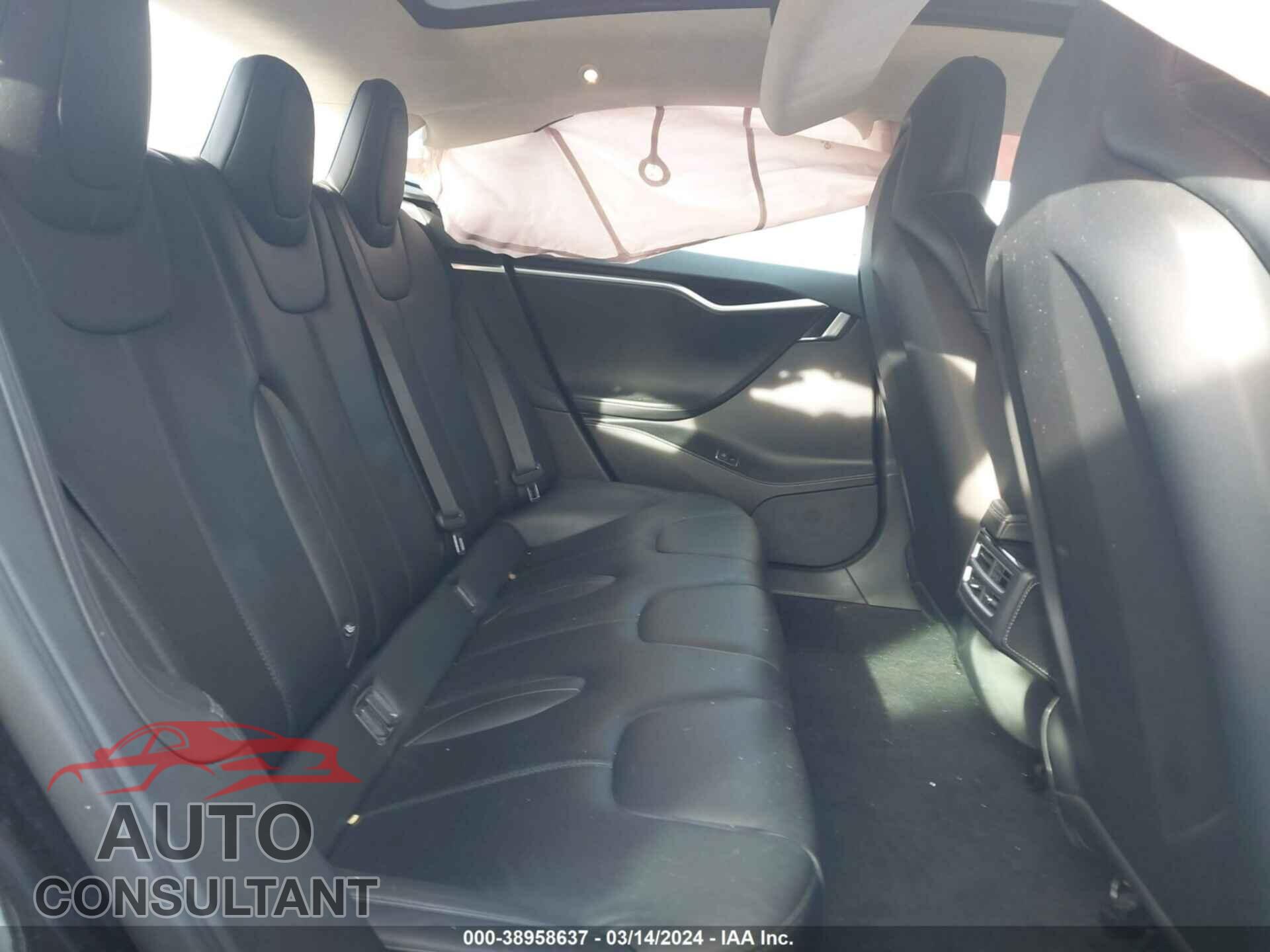 TESLA MODEL S 2016 - 5YJSA1E26GF136909