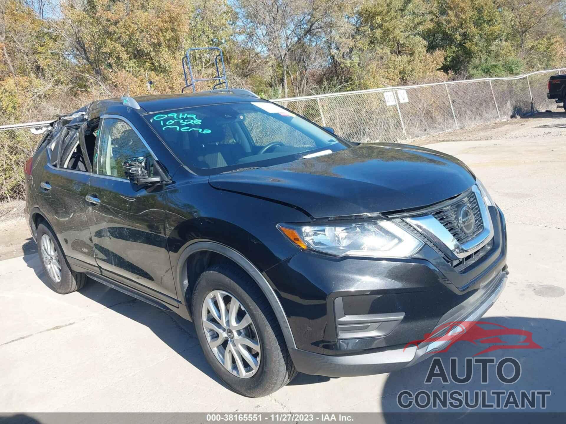 NISSAN ROGUE 2020 - KNMAT2MV7LP527820