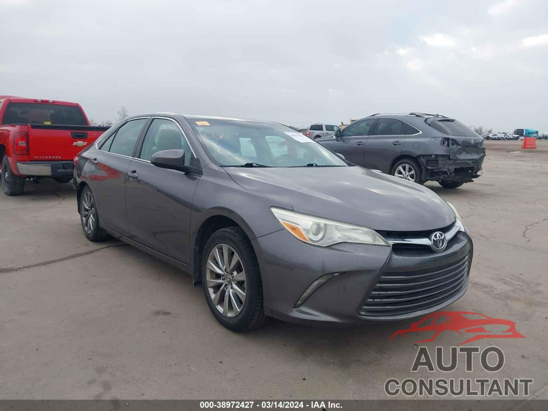 TOYOTA CAMRY 2016 - 4T4BF1FK0GR532181