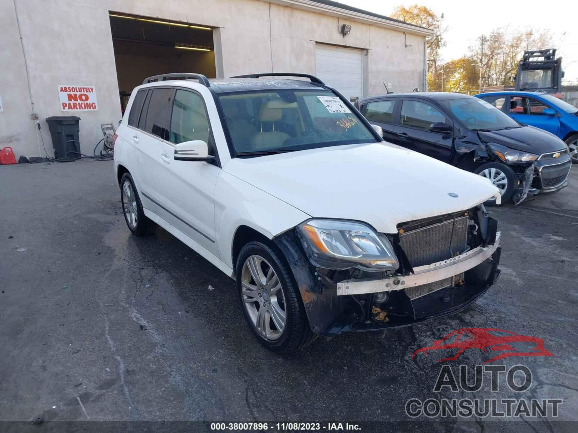 MERCEDES-BENZ GLK 350 2015 - WDCGG8JB5FG366636