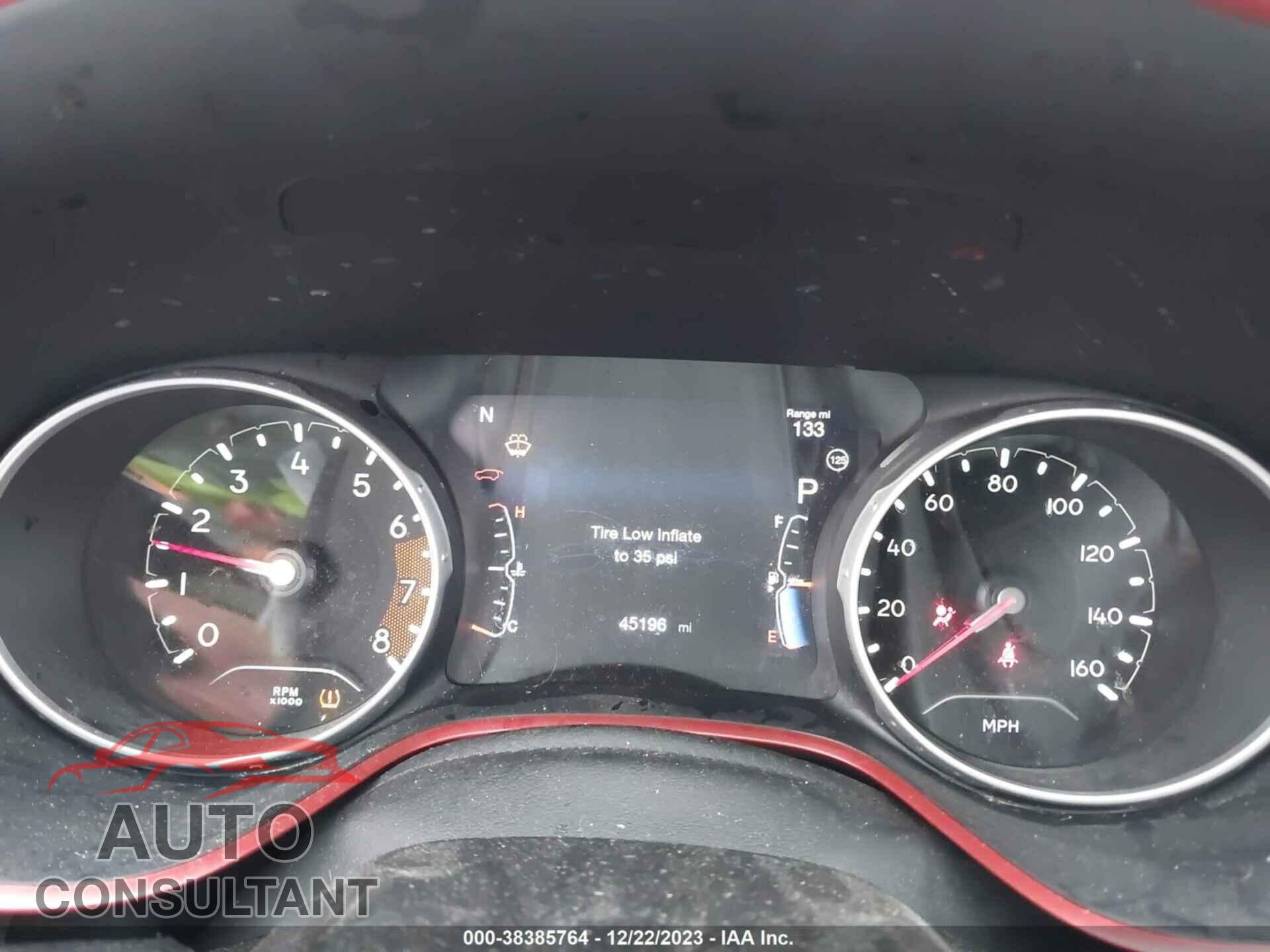 JEEP COMPASS 2018 - 3C4NJDDB3JT131627