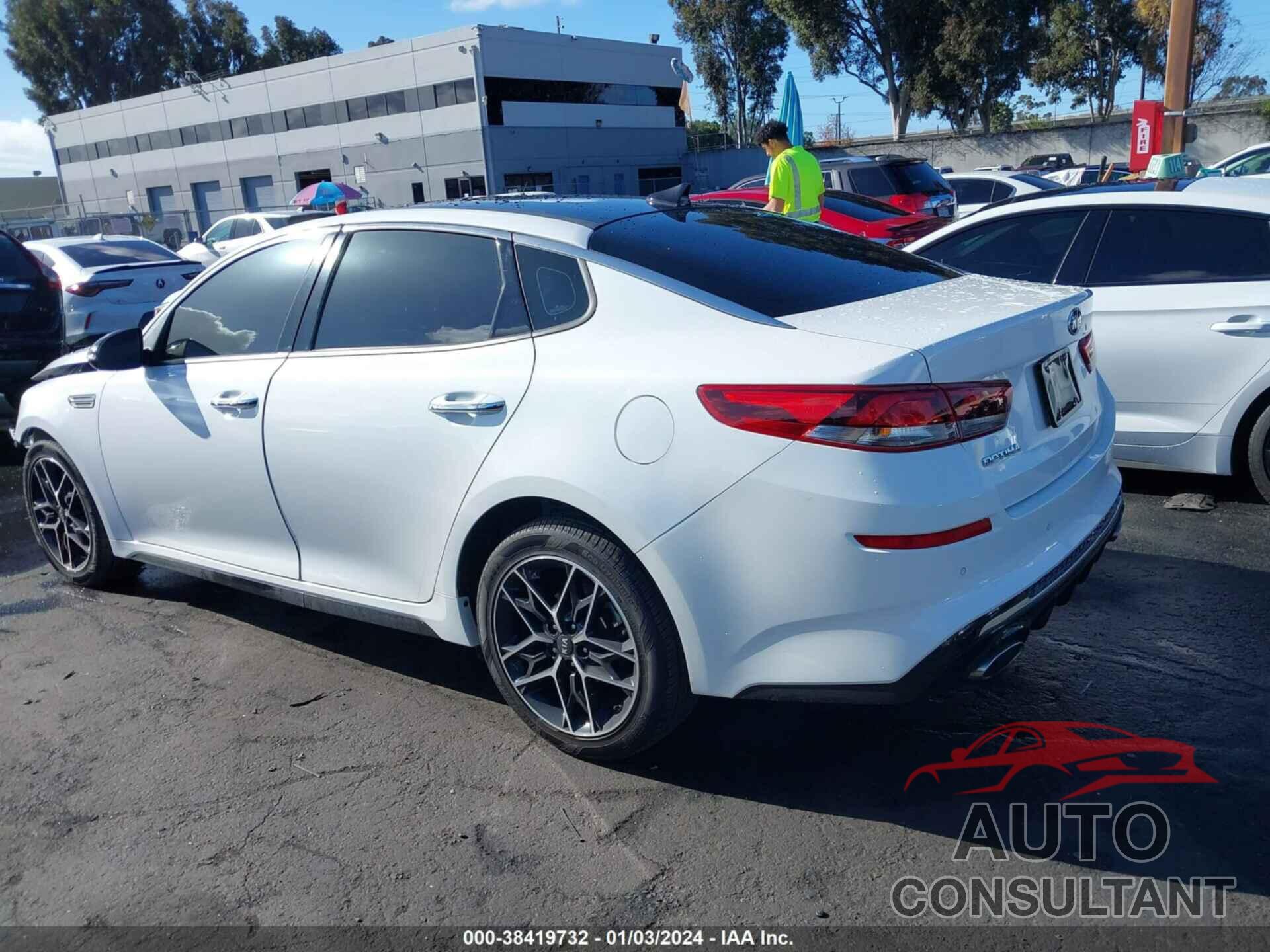 KIA OPTIMA 2020 - 5XXGT4L30LG440628