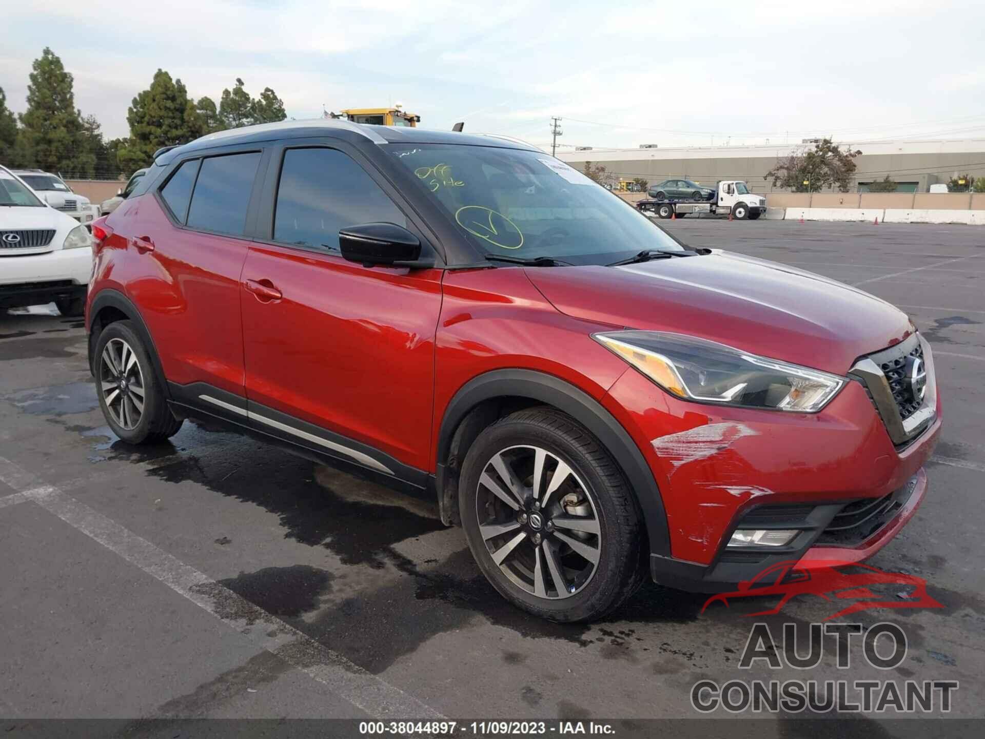 NISSAN KICKS 2020 - 3N1CP5DVXLL481638