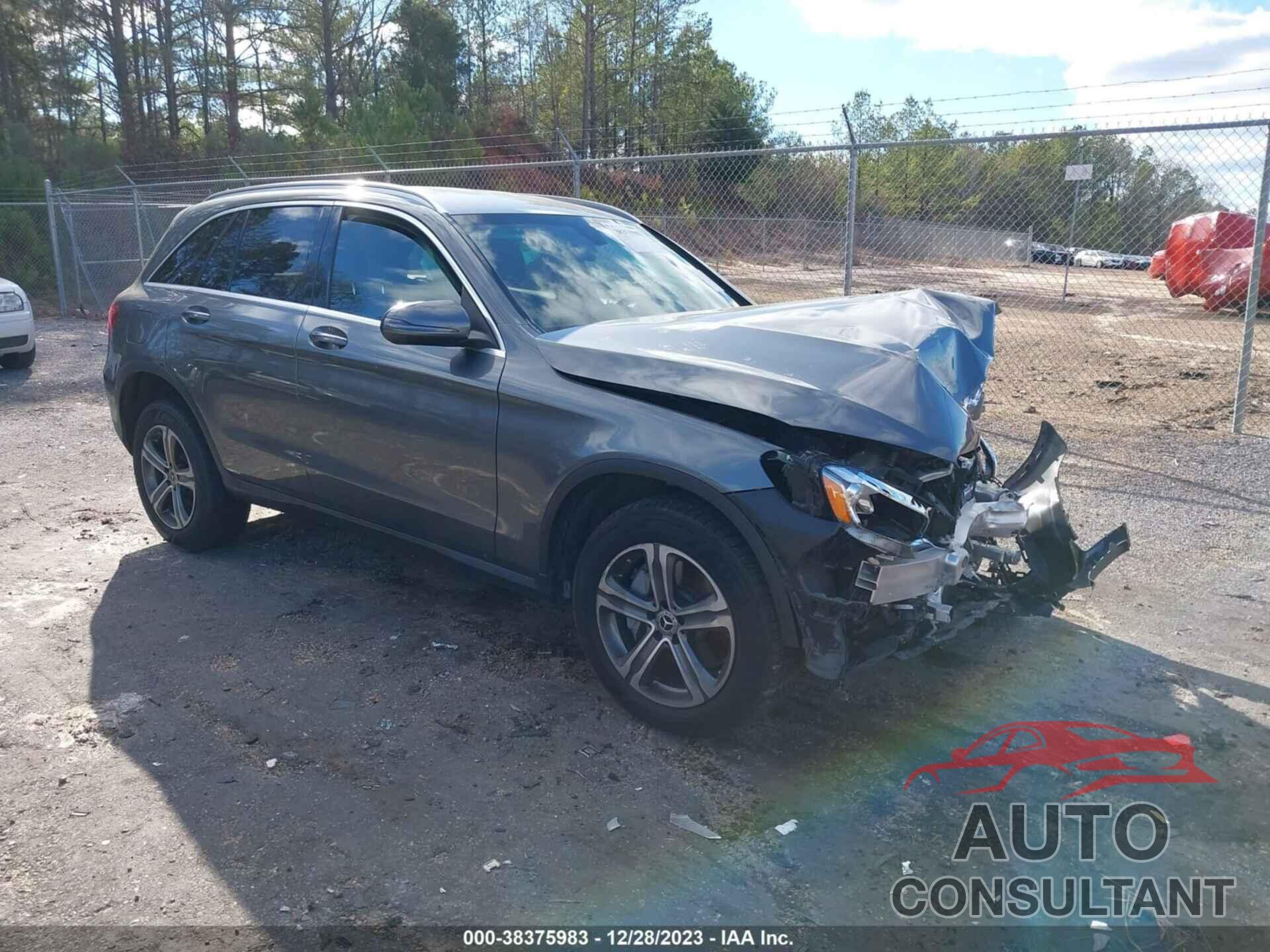MERCEDES-BENZ GLC 300 2019 - WDC0G4JBXKF611473