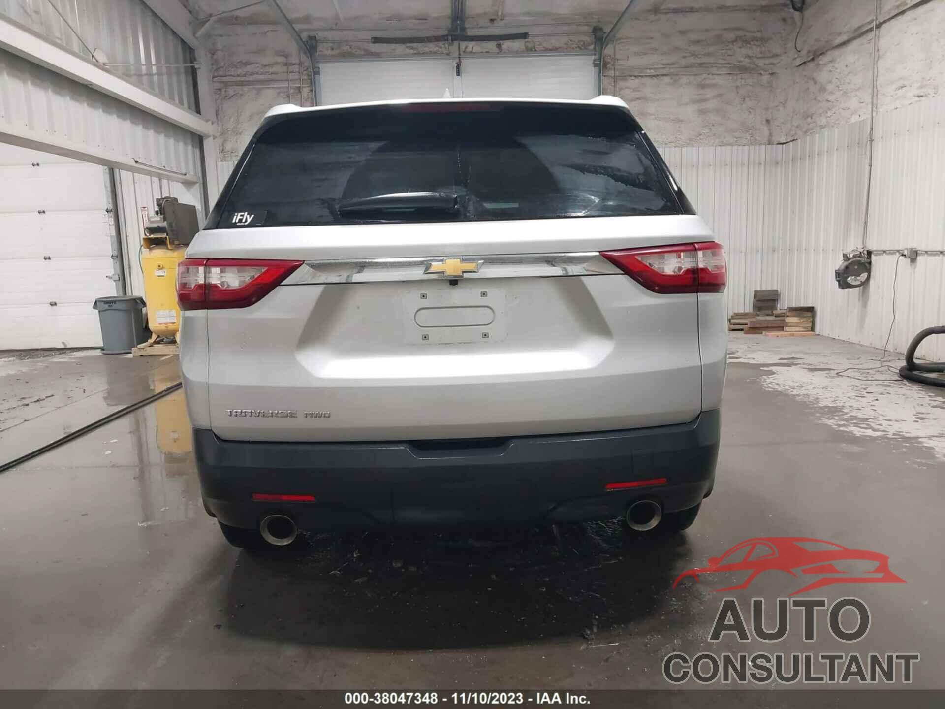 CHEVROLET TRAVERSE 2019 - 1GNEVFKW0KJ181438