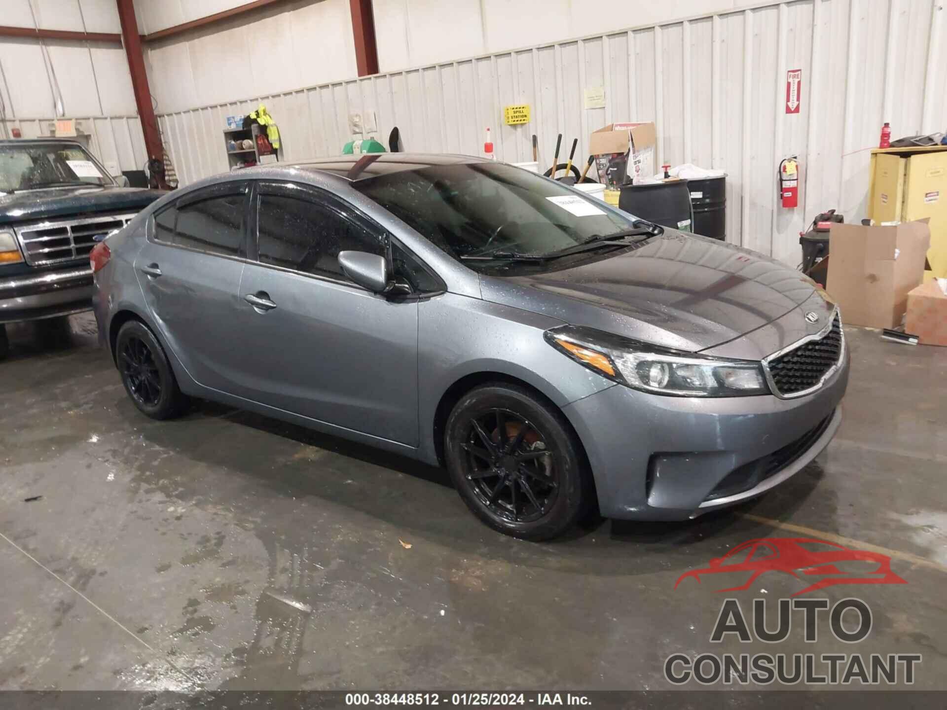 KIA FORTE 2018 - 3KPFL4A79JE283947