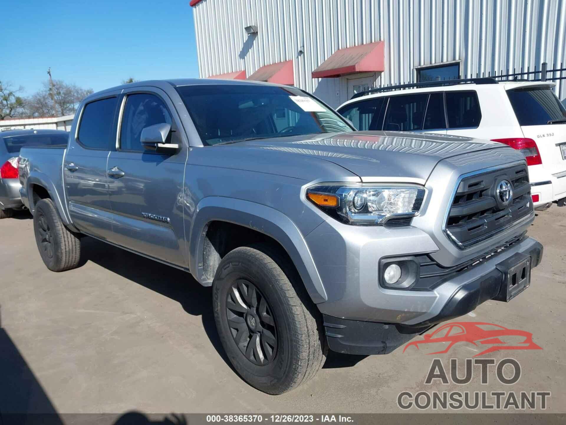 TOYOTA TACOMA 2017 - 5TFAZ5CN5HX051687
